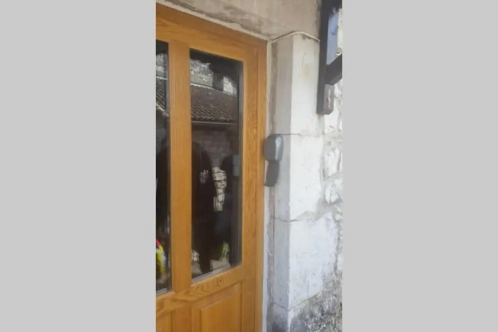 maison pierre et voûte au cœur du village