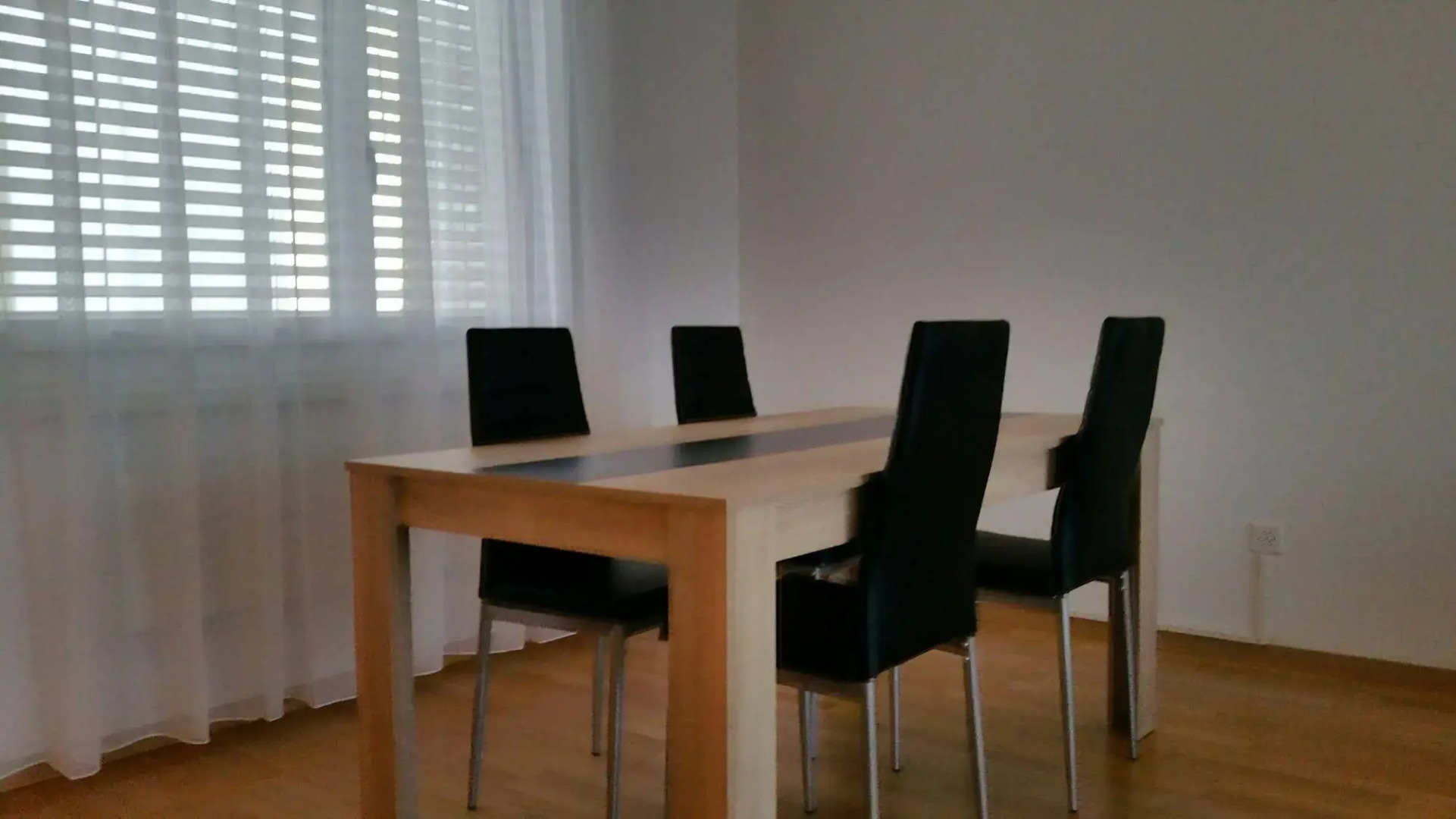 Max Aviation Villa & Apartments