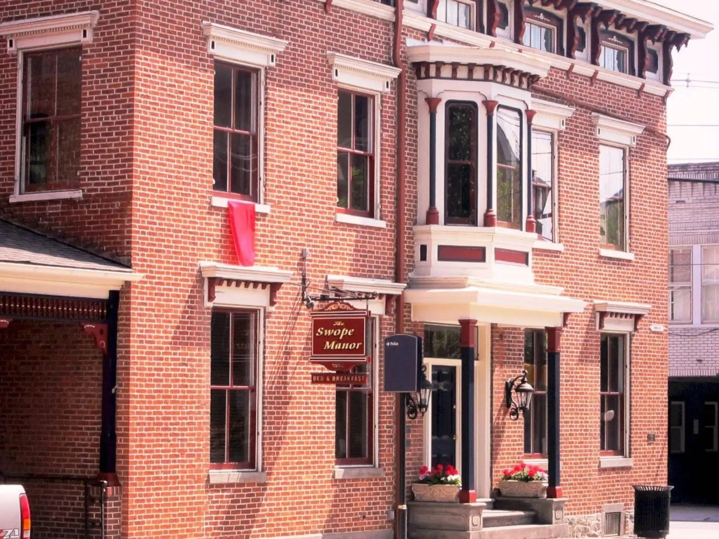 The Swope Manor Bed & Breakfast