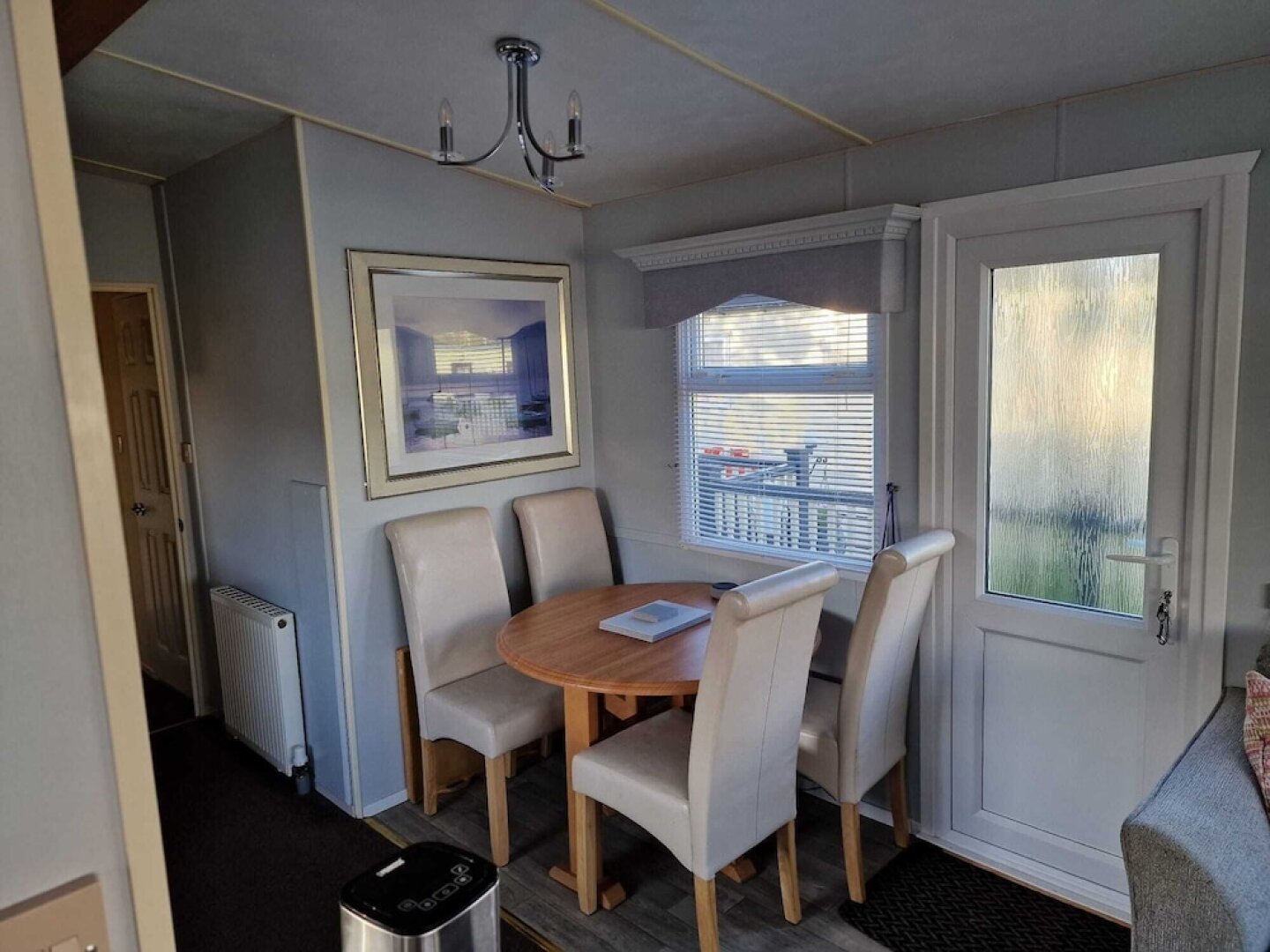 Lovely pet Friendly 4 Berth Caravan in Morecambe