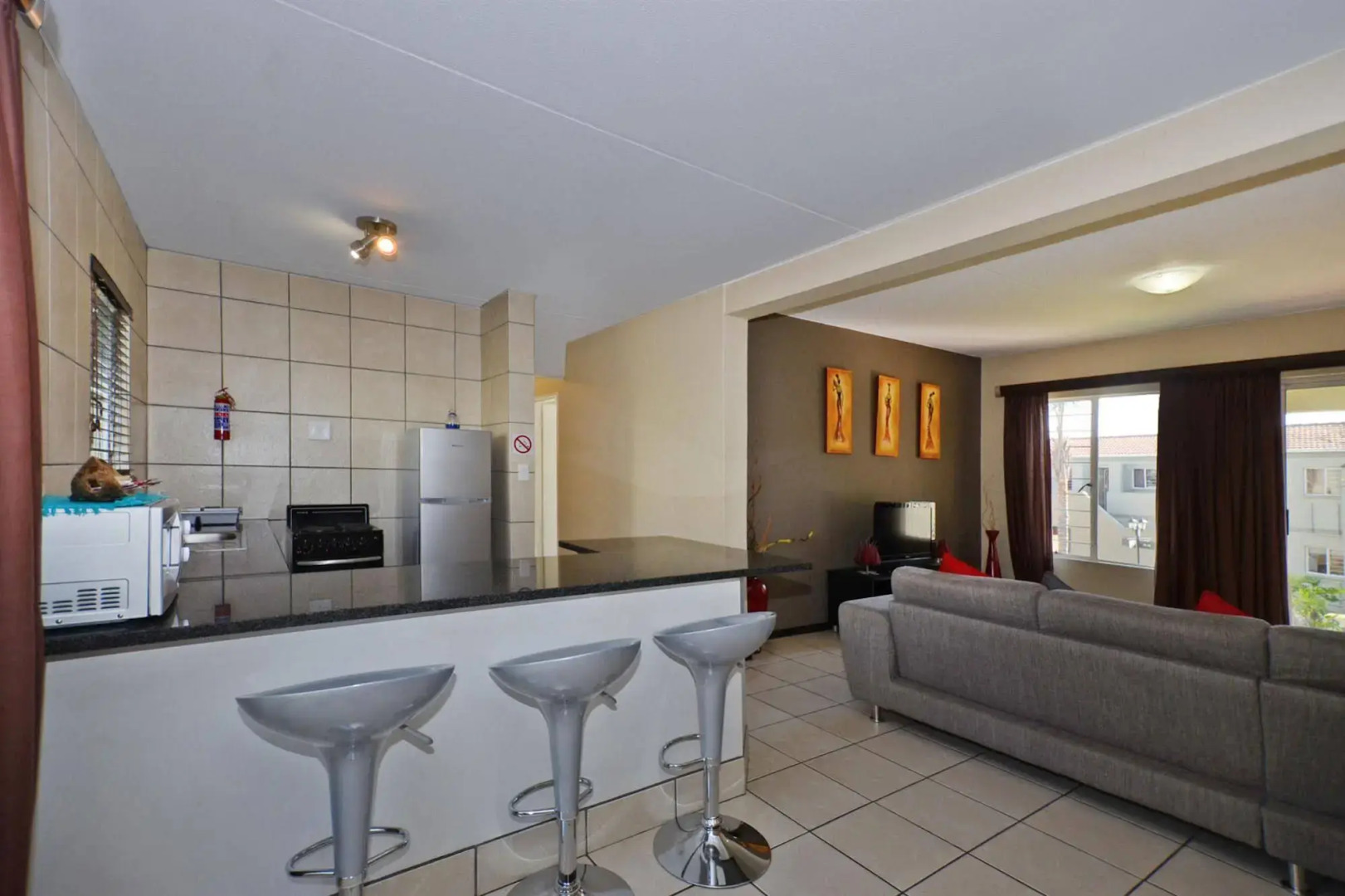 Jozi Apartments - Radiokop