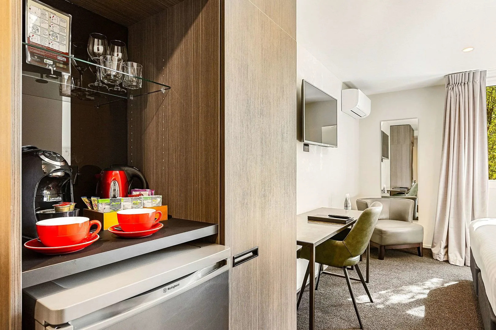 Hotel Elms Christchurch, an Ascend Collection Hotel