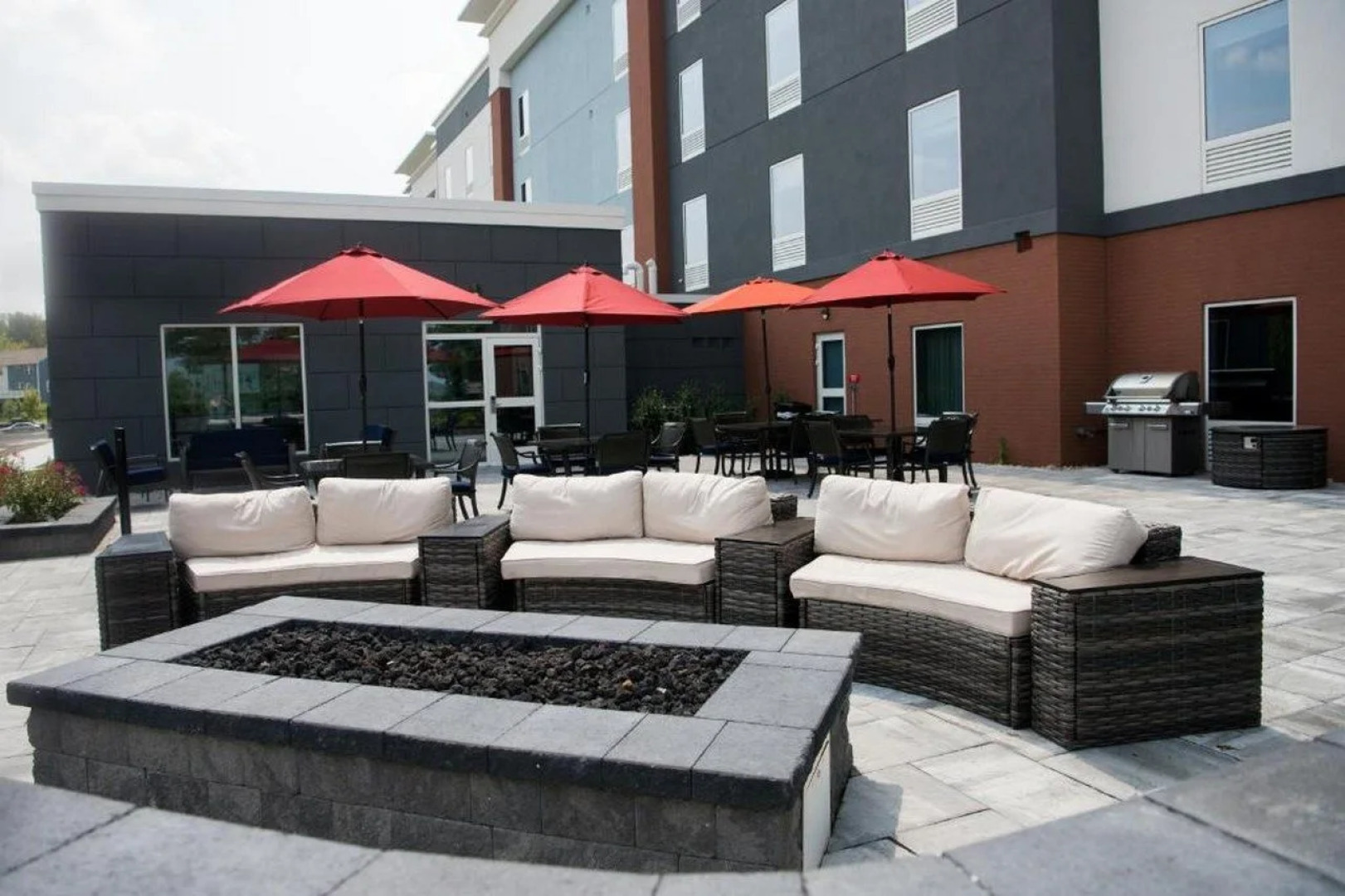 Hampton Inn & Suites by Hilton Warrington Horsham