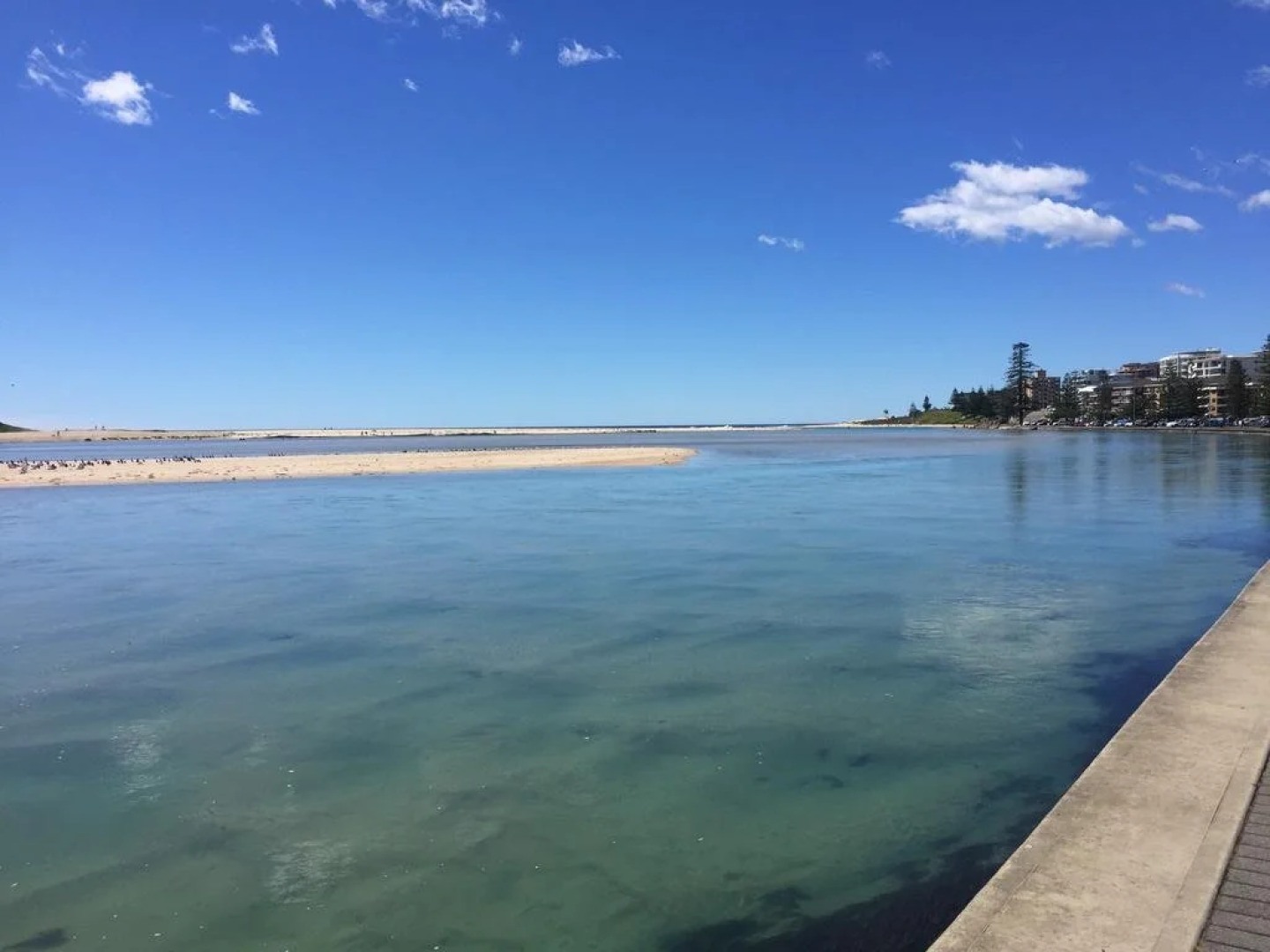 Al Mare Beachfront Retreat