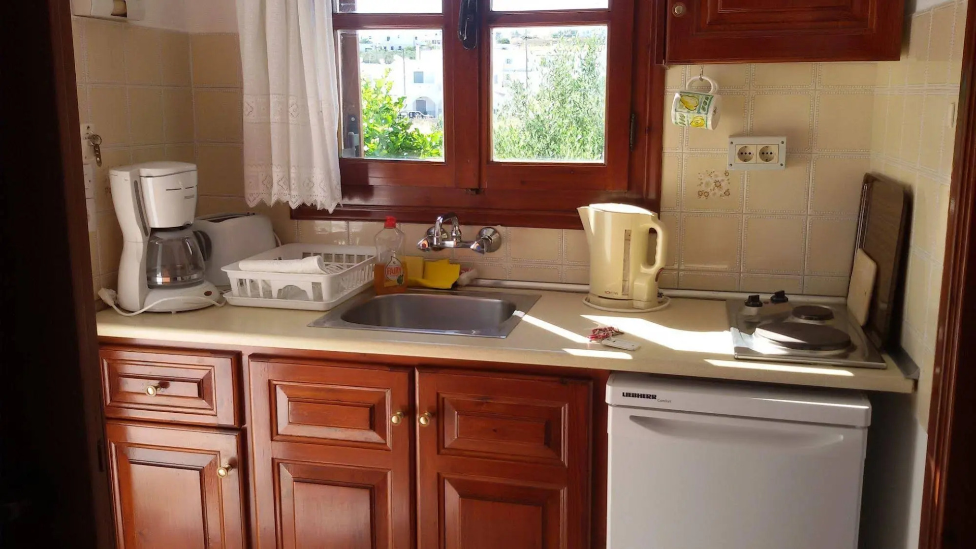 Sunset Studios & Apartments - Adults Only