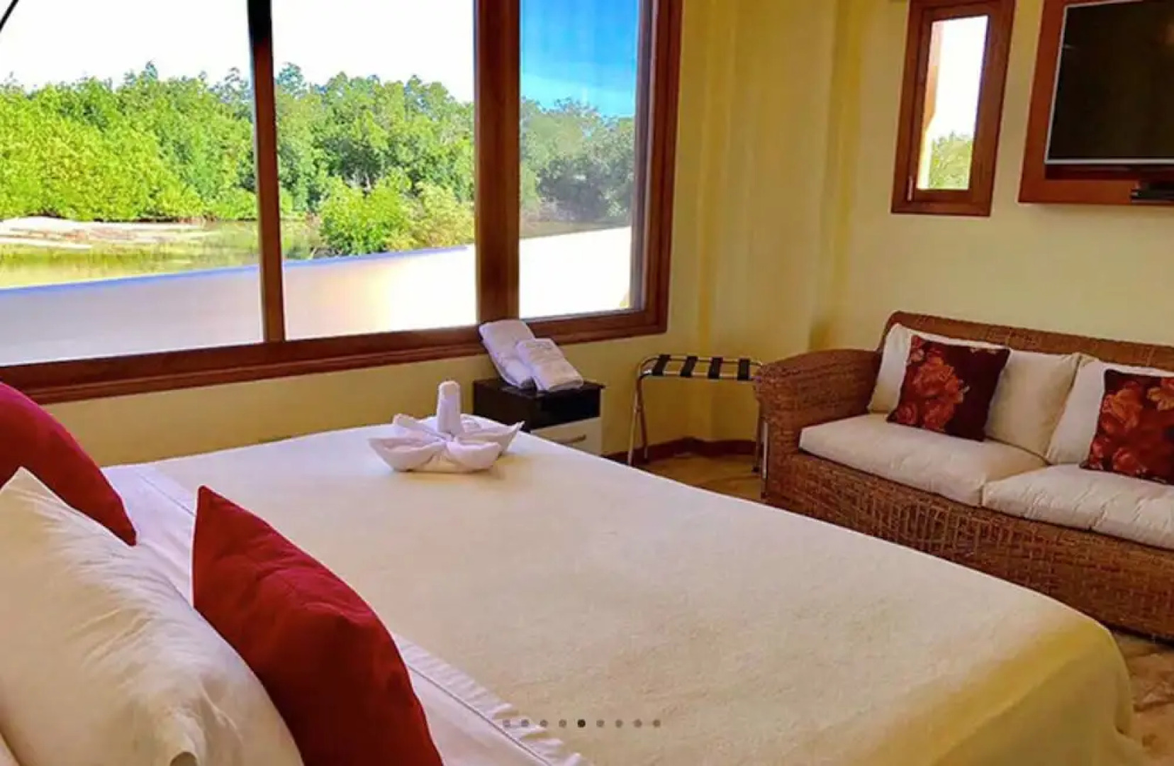 Blue Heron Galapagos Villa