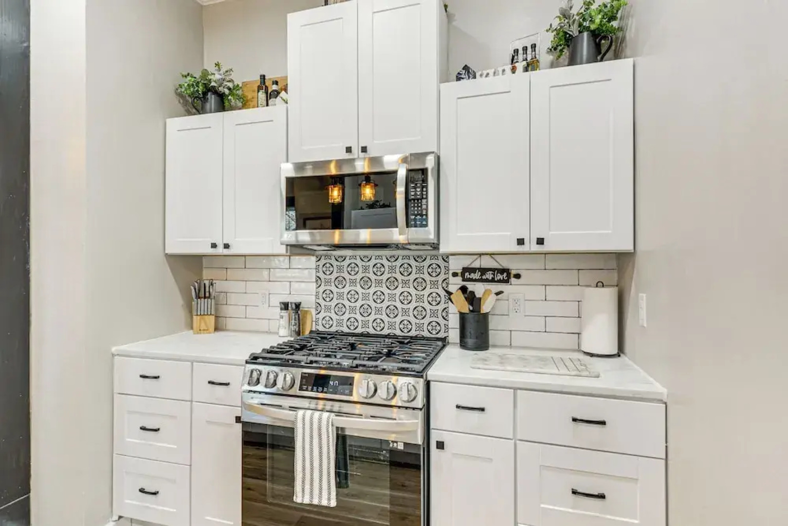 Fire Pit: Pet-friendly Mt Vernon Gem!