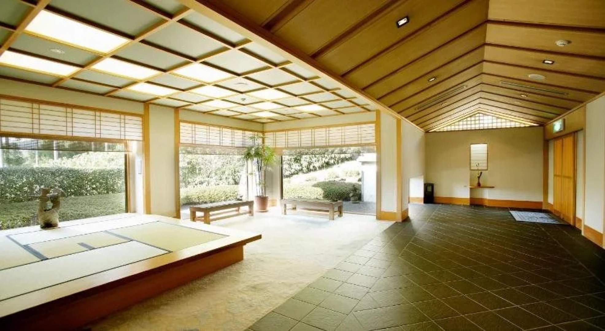 Menard Aoyama Resort: Wafukan Utatsukasa