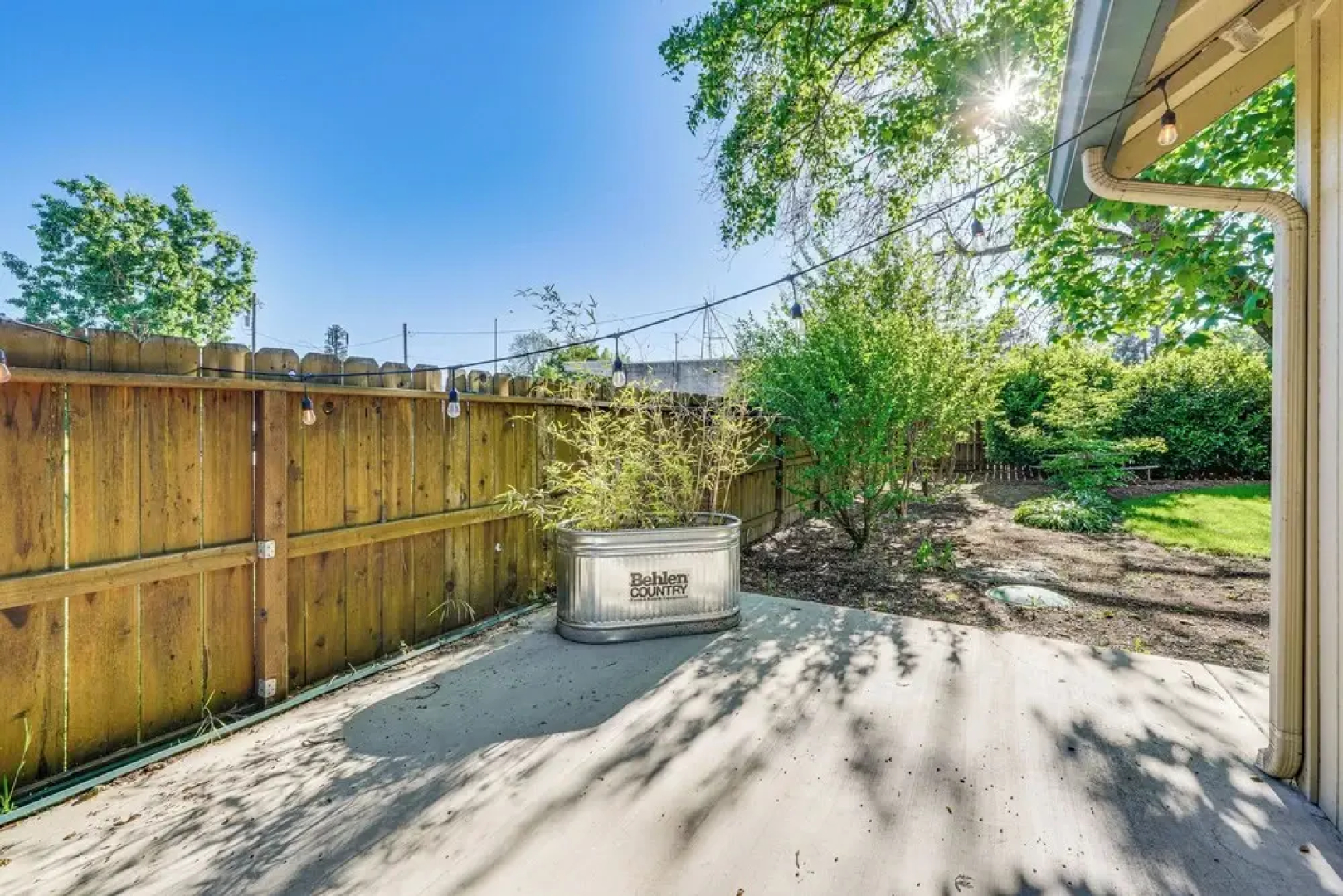 Welcoming Grants Pass Retreat - Walk to Park!