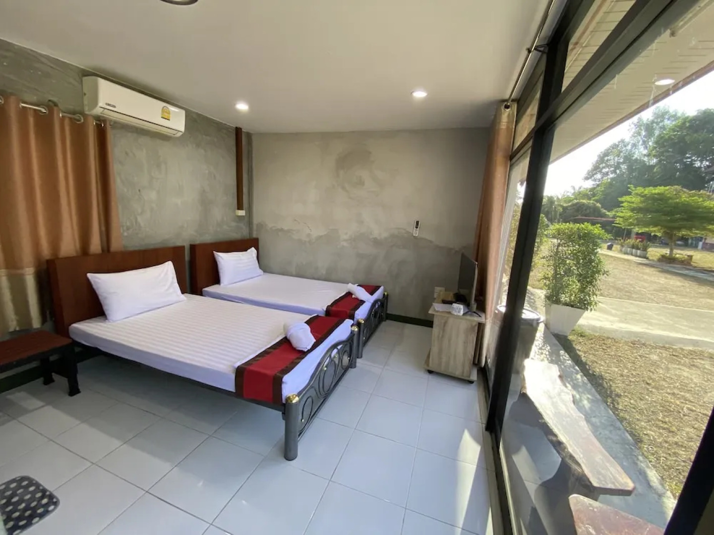 Brown Andaman  Krabi