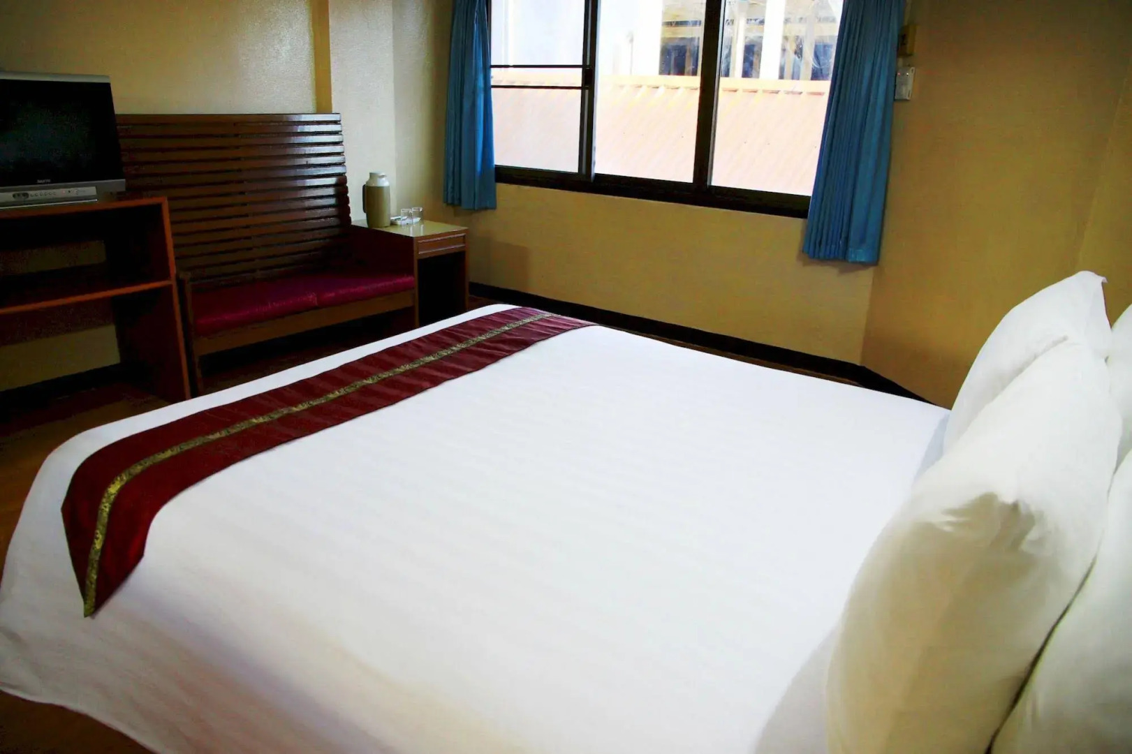 Seashore Pattaya Resort