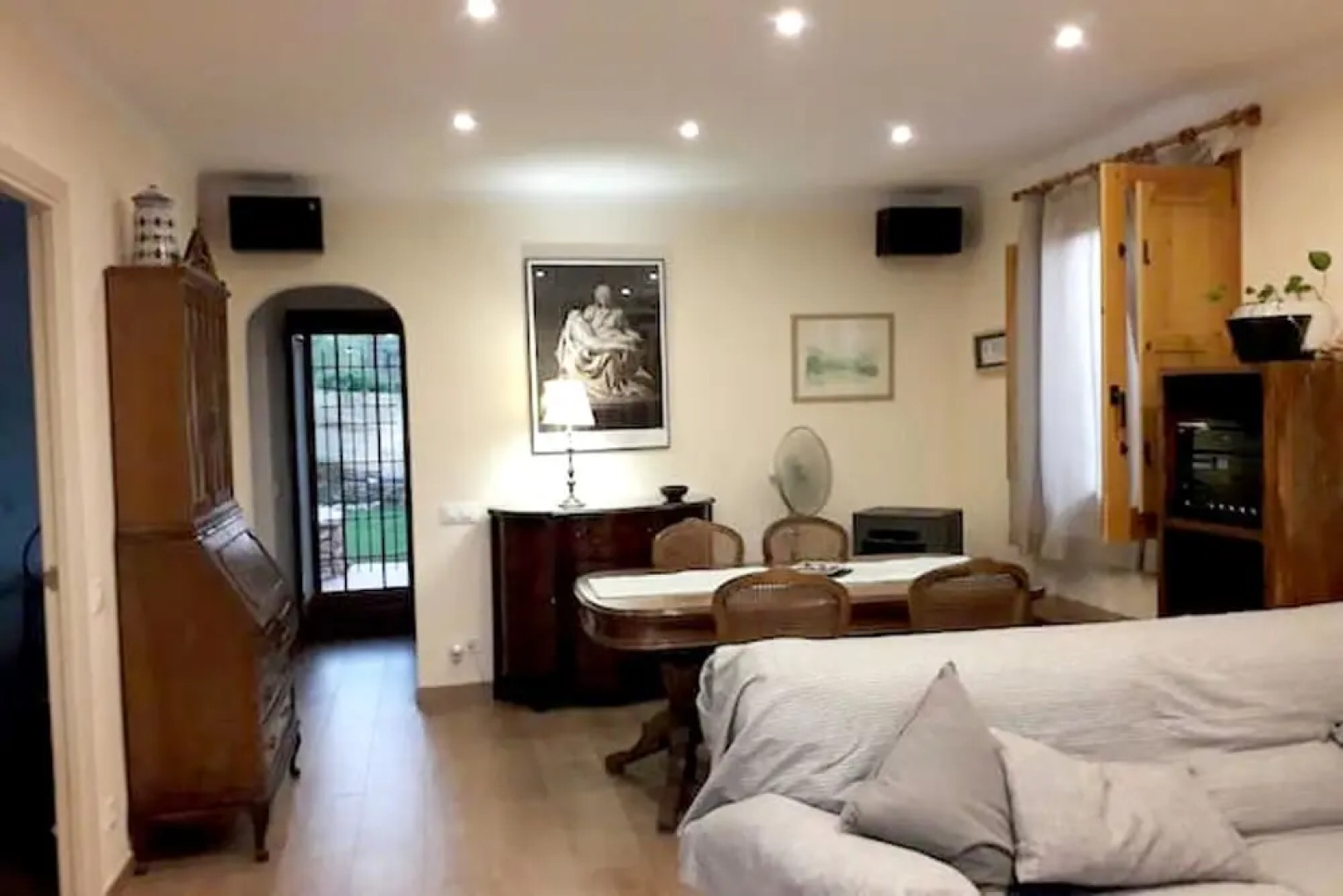 House with 2 Bedrooms in Avinyonet Del Penedès, with Enclosed Garden And Wifi - 22 Km From the Beach