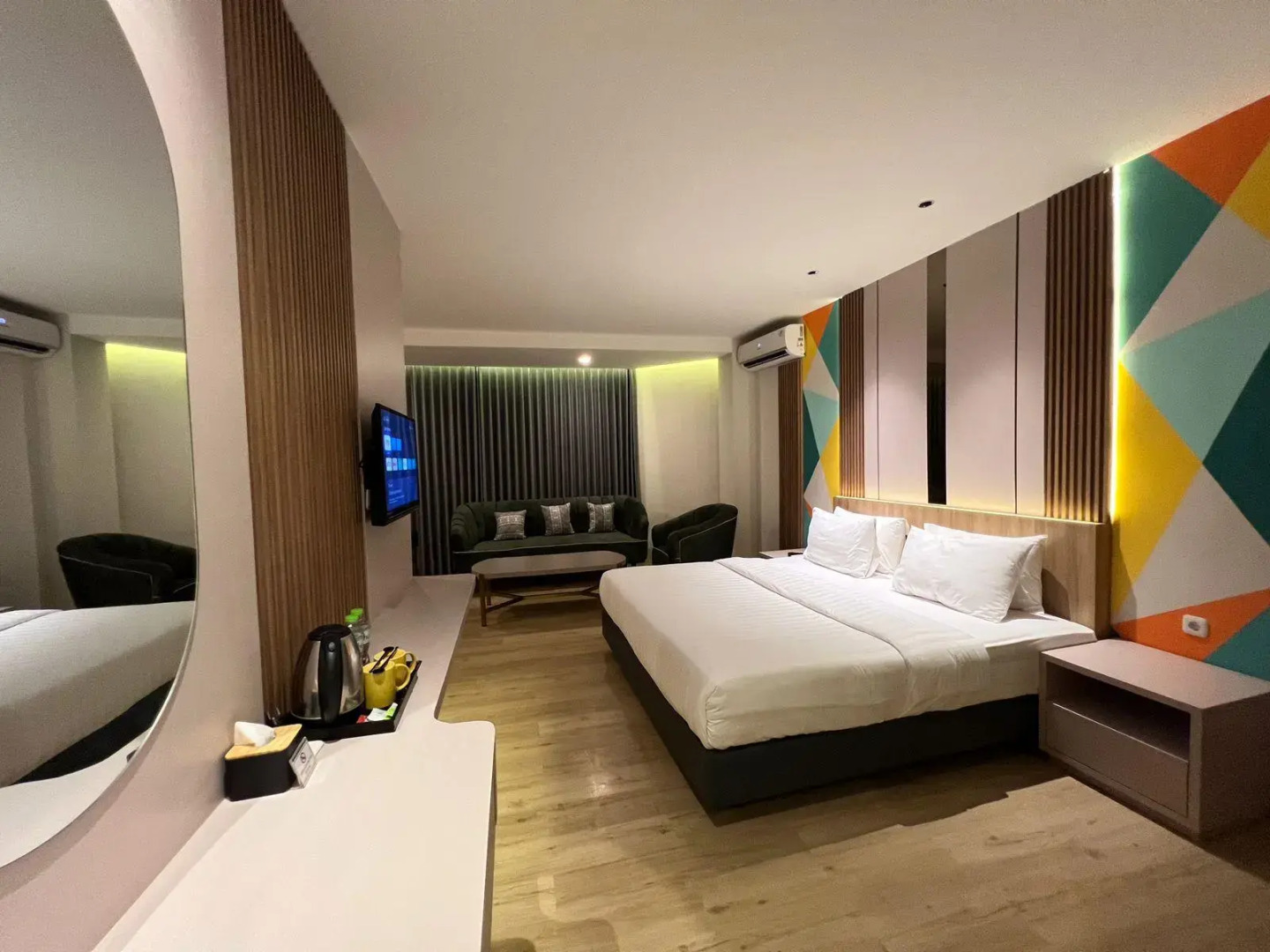 Alexander Hotel  Tegal