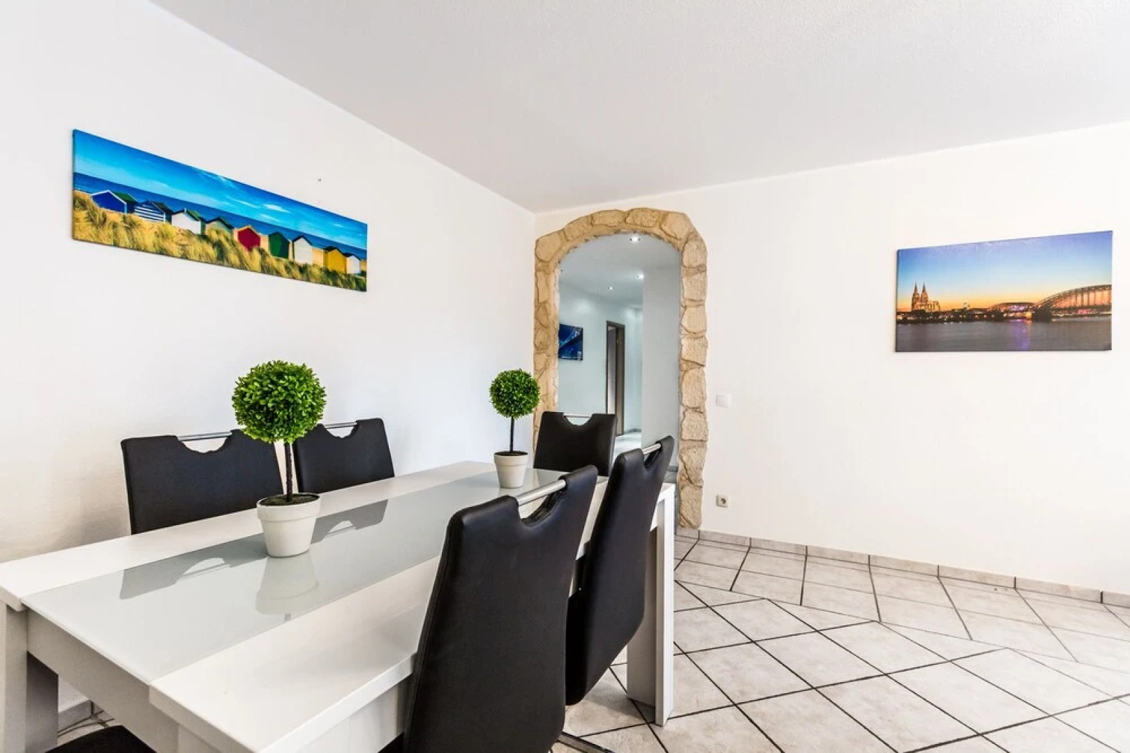 Little Manhatten Apartments