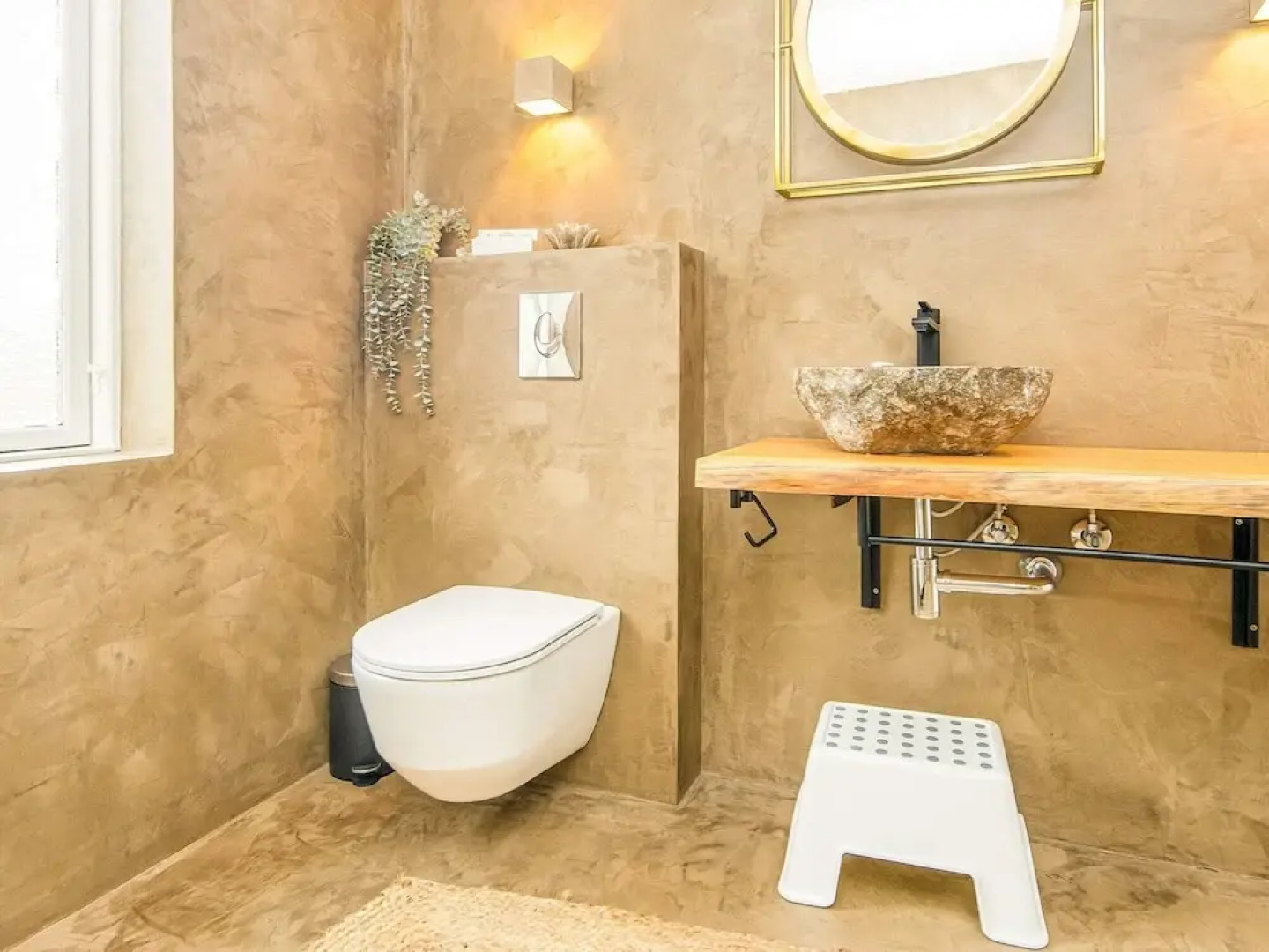 Dune Escape With Games and Wifi-by Traum