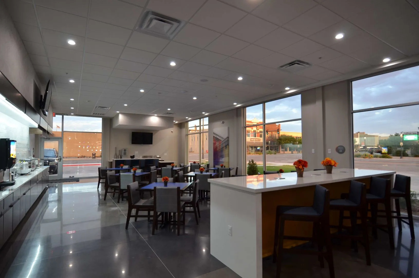 GLō Best Western Enid OK Downtown/Convention Center Hotel