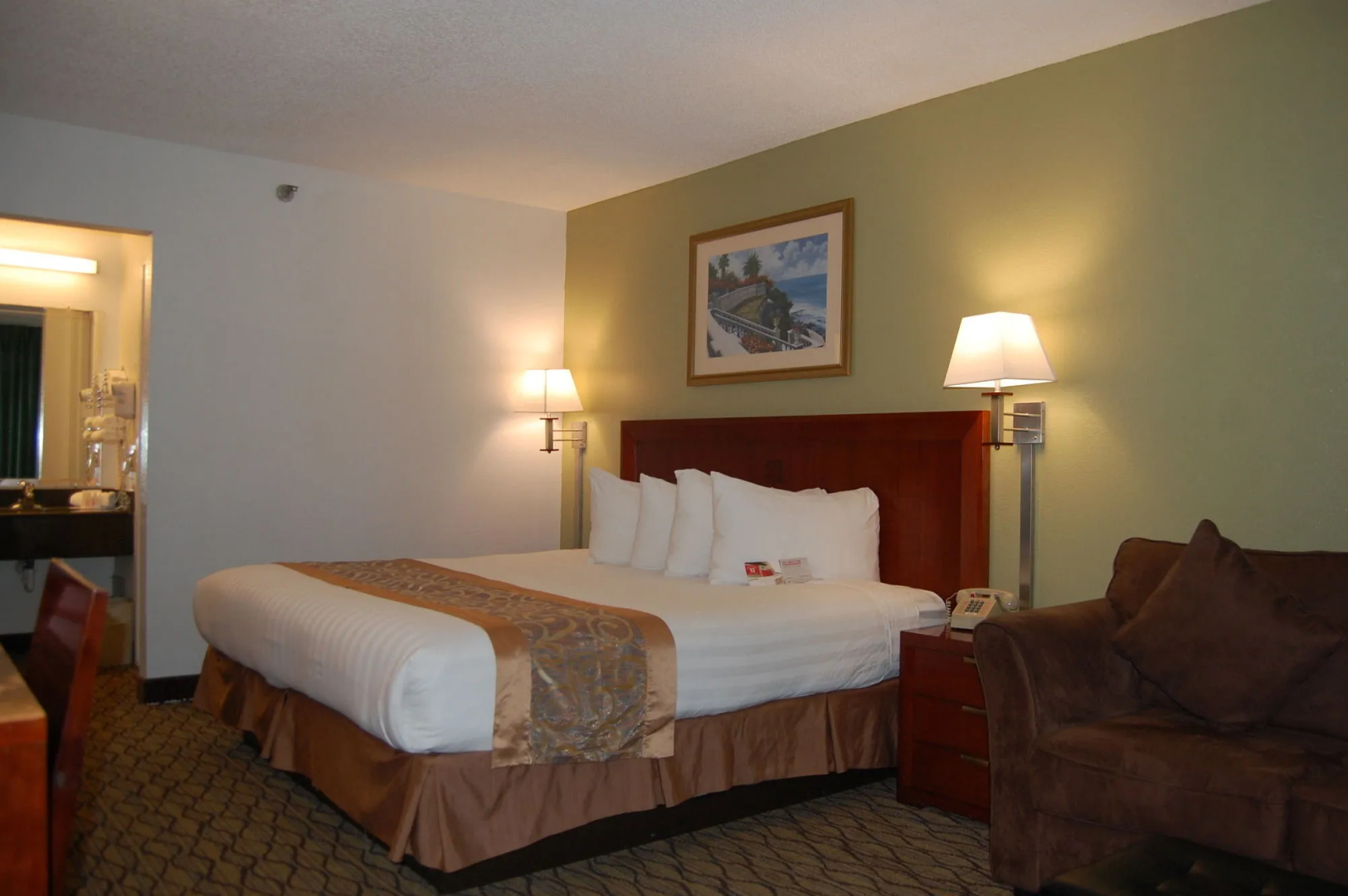 Ramada By Wyndham Temple Terrace/Tampa North