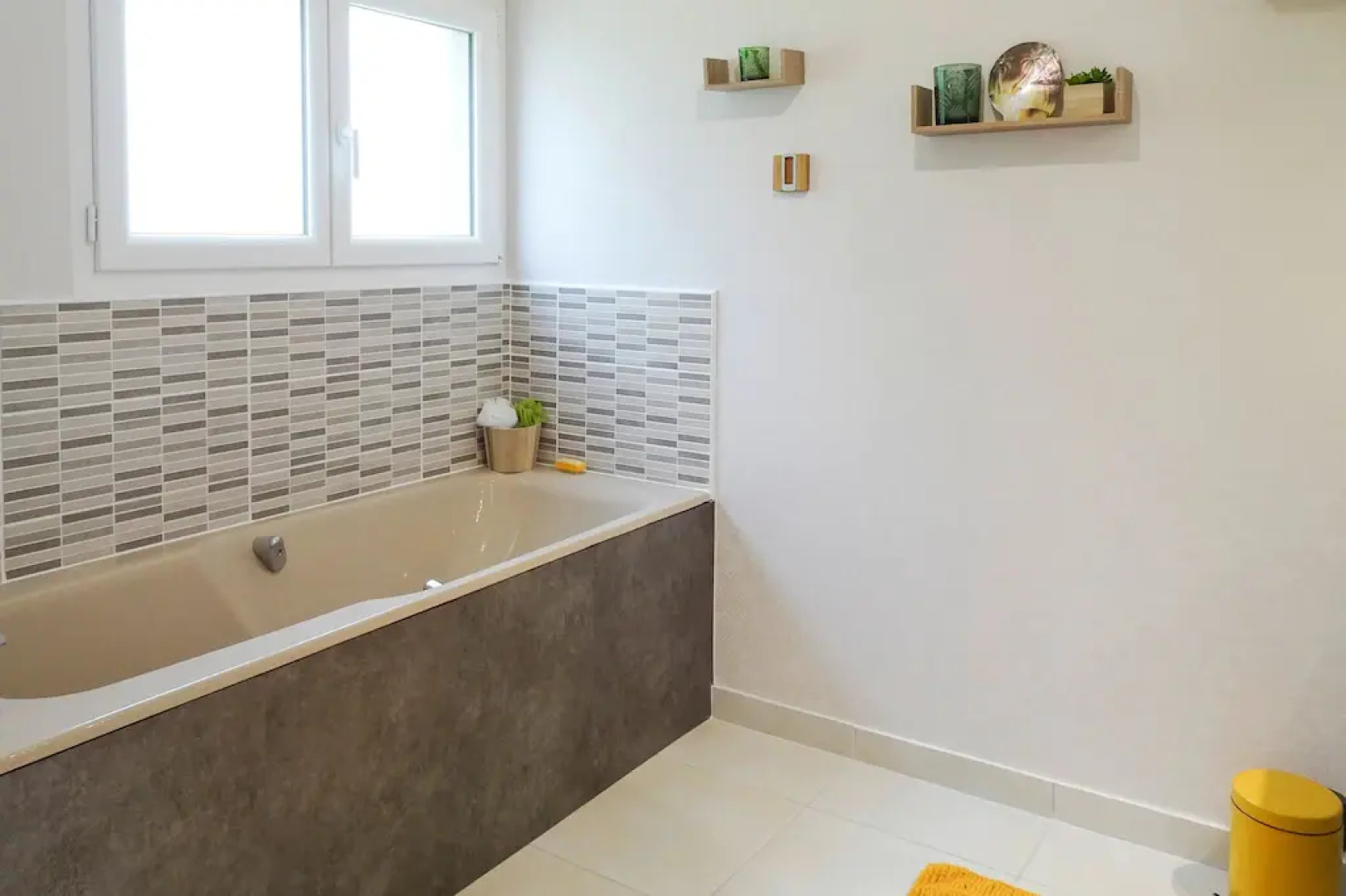 Holiday home, Pont-l"Abbé