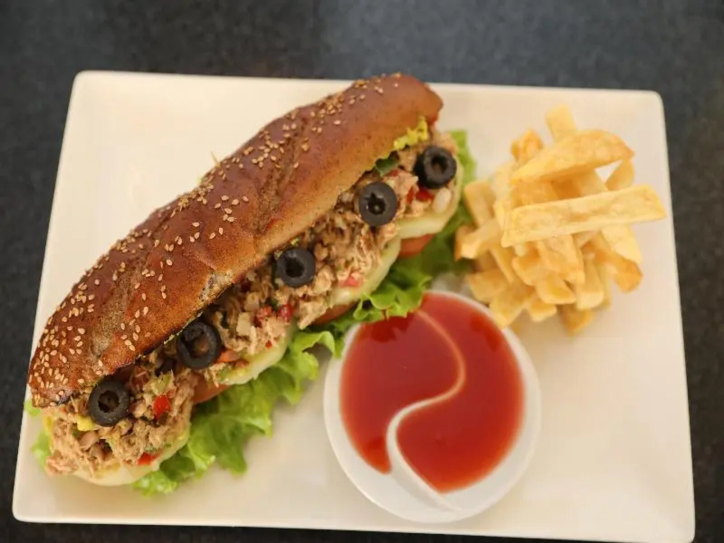 Kenenisa ( Oasis International ) Hotel