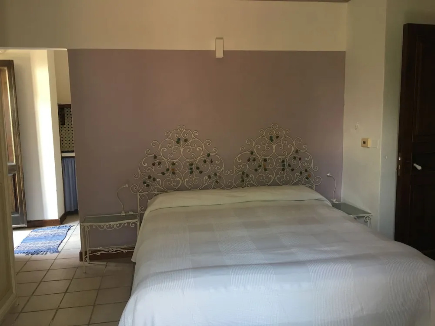 Etna Apartment with swimming pool, garden aBBQ: close to Taormina, Etna and Sea!