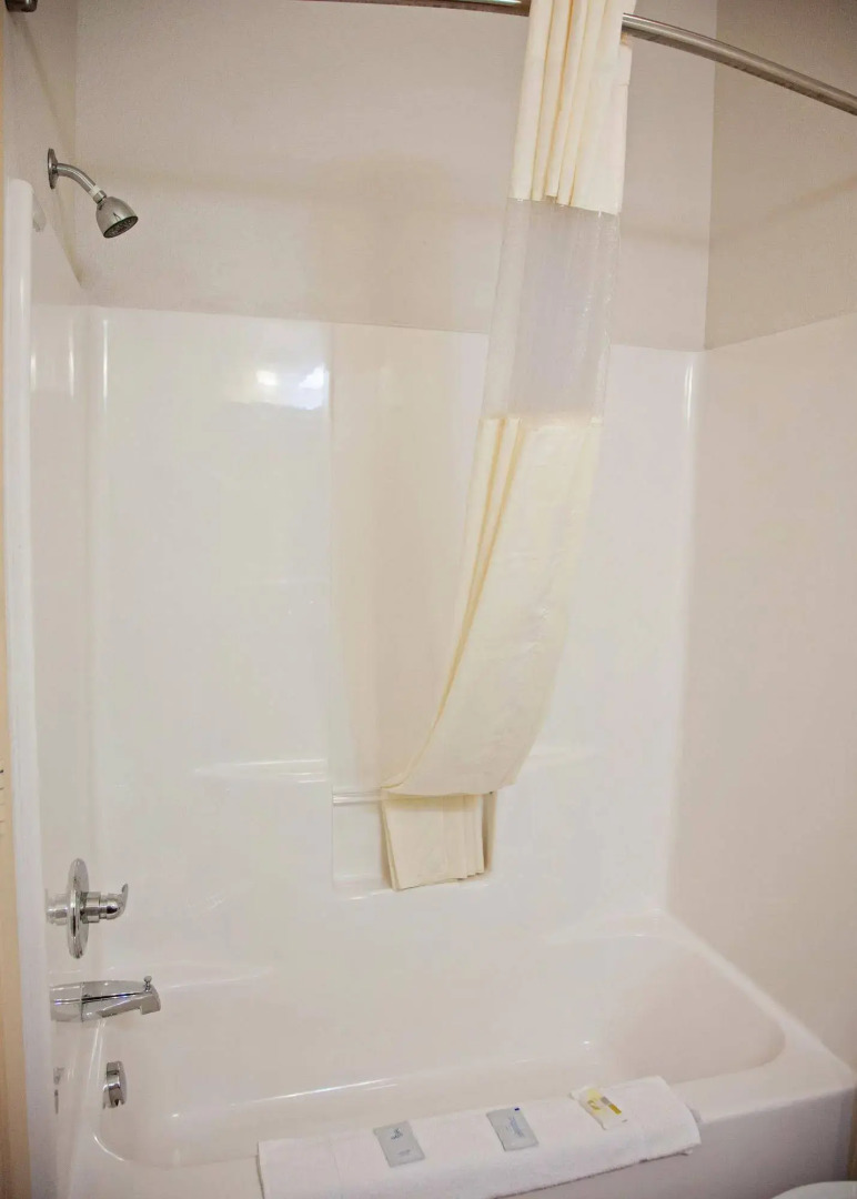 Big Lake Inn & Suites