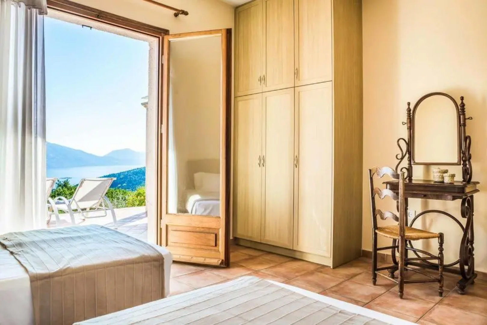 Villa Helios sea view & pool 3km from Fiskardo