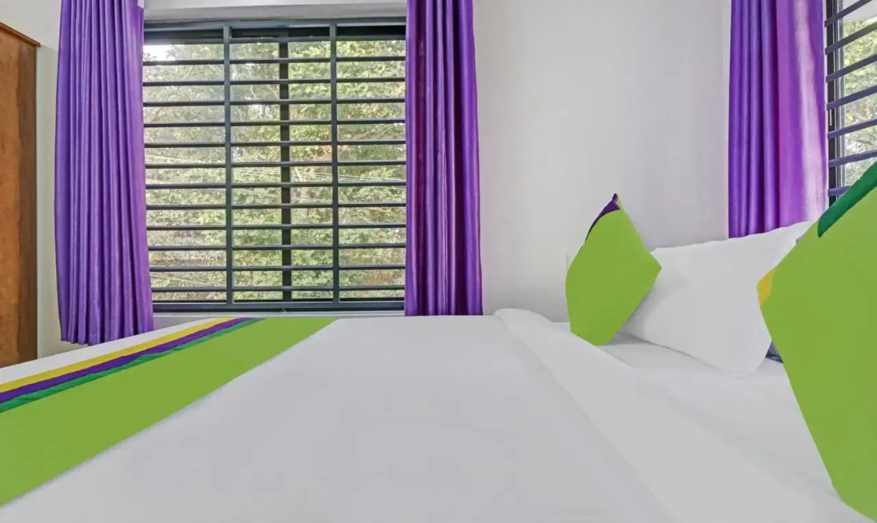 Treebo Nirupama, 750m from Aluva Railway station