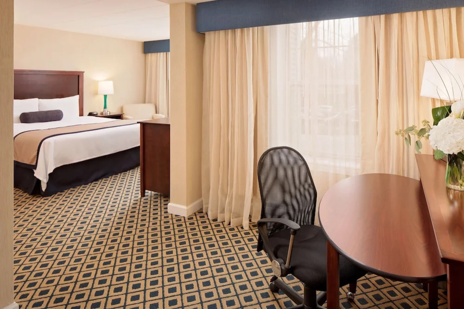 Westford Regency Inn & Conference Center