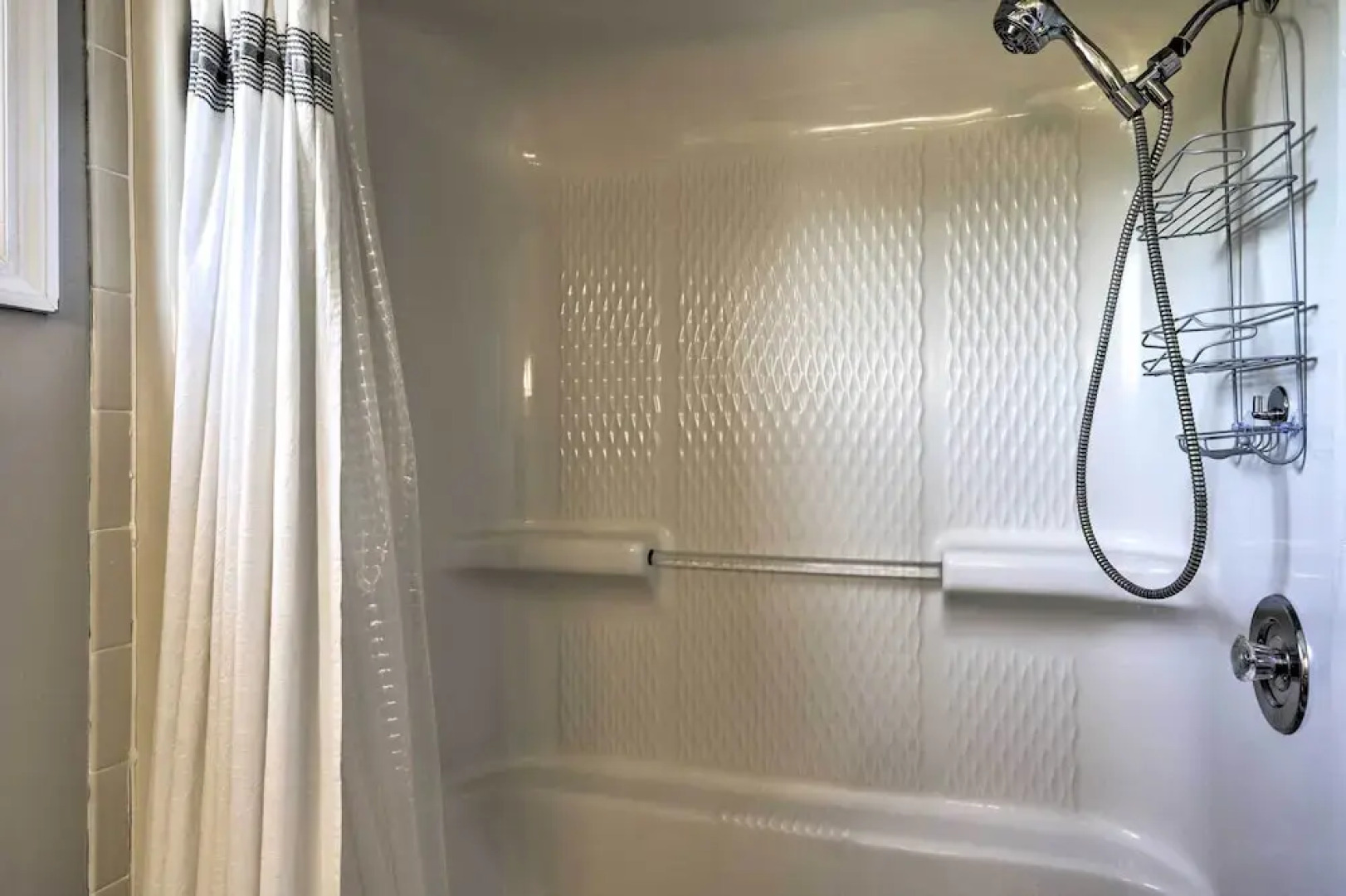 Pine Mountain Valley House w/ Pool & Grill!