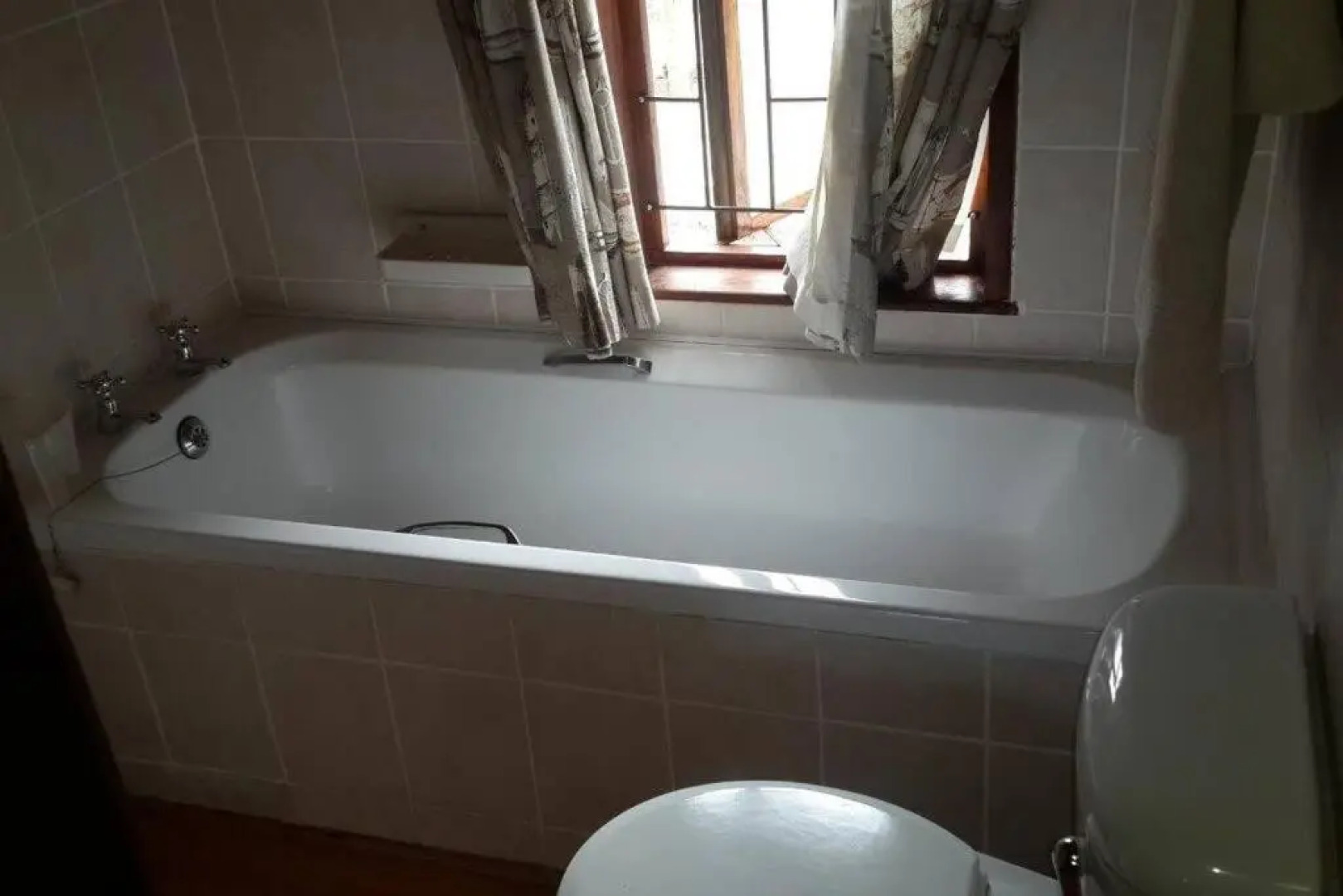 PA Sands Beach House Close to Kowie 9 Sleeper Pool