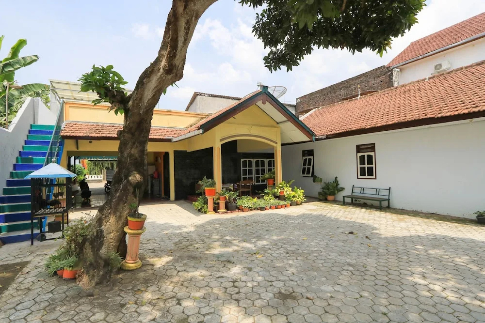 Hotel O Wallet Family Residence Syariah