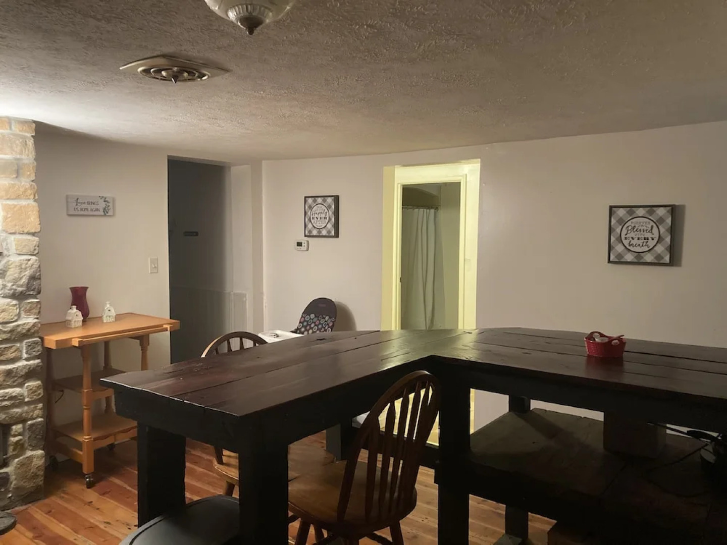 Enjoy This Home Away From Home Just Relax in This Charming Farm House Thank You