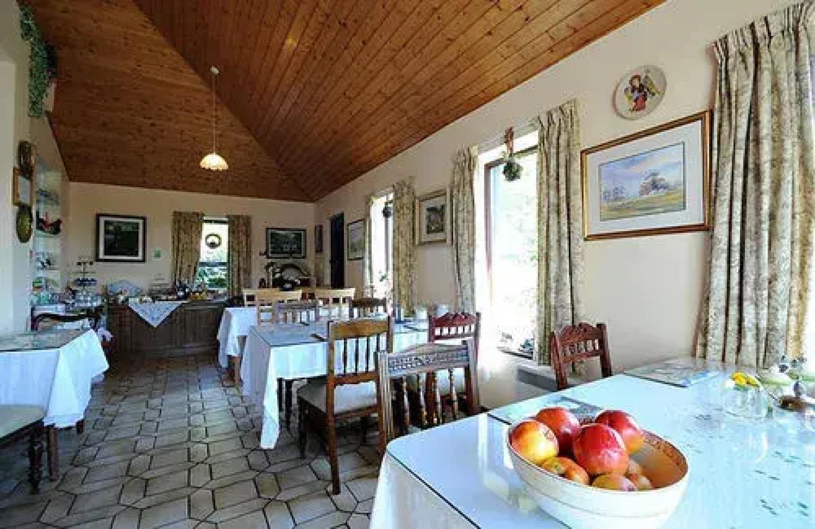 Clinton'S Woodview Farmhouse