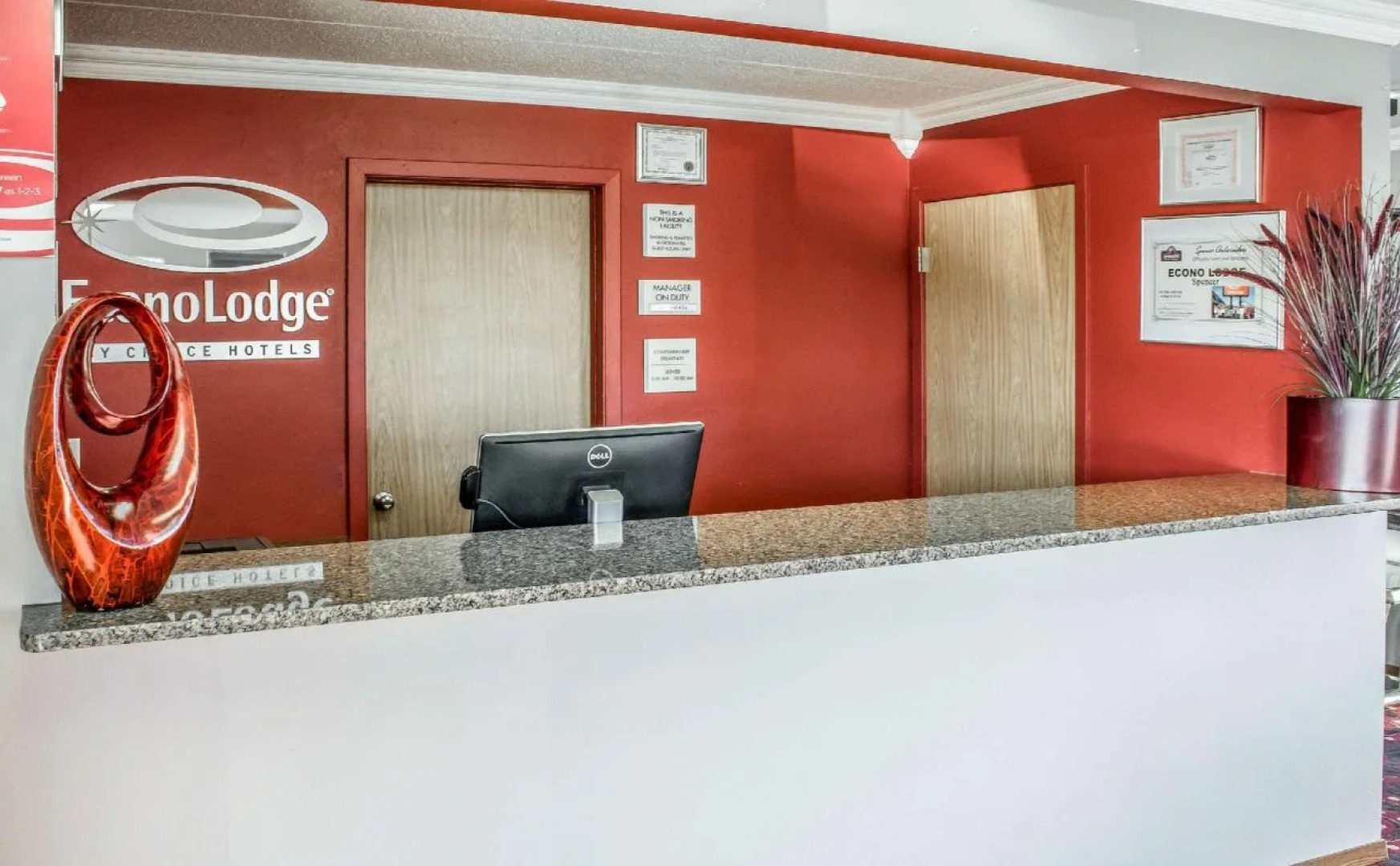 Spencer Inn and Suites