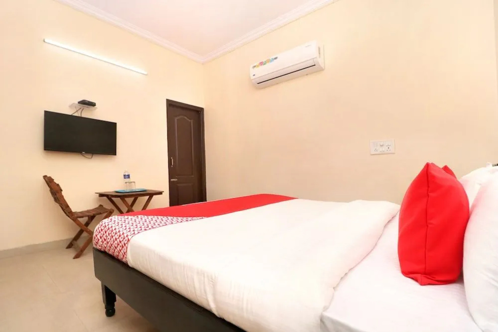 OYO 22821 Hotel Sunroof