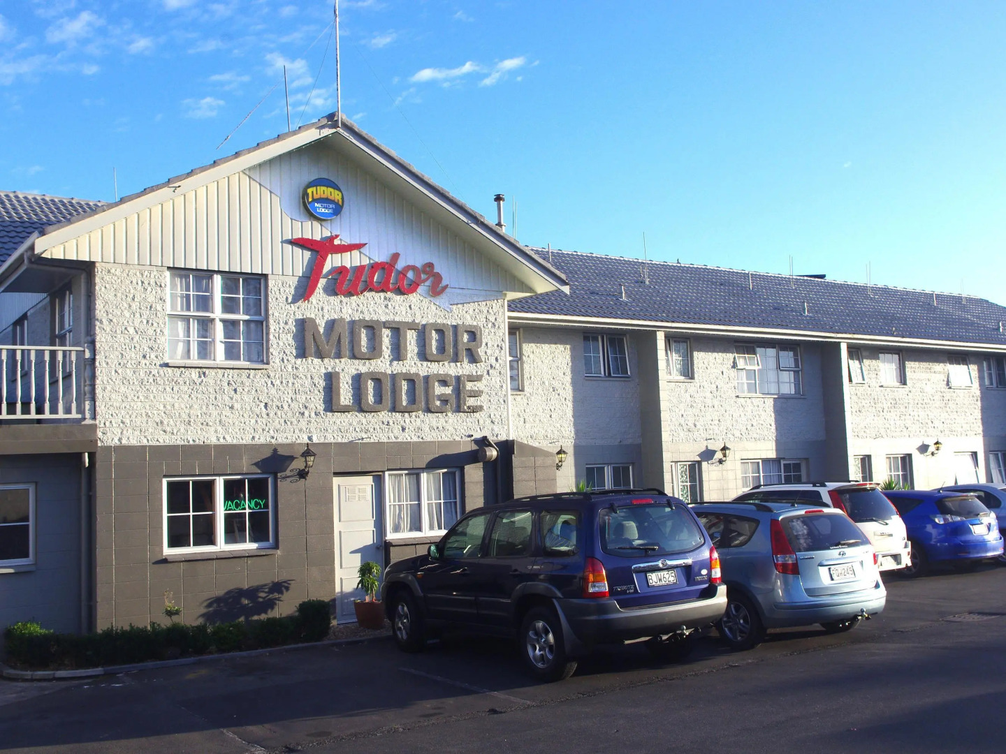 Tudor Motor Lodge