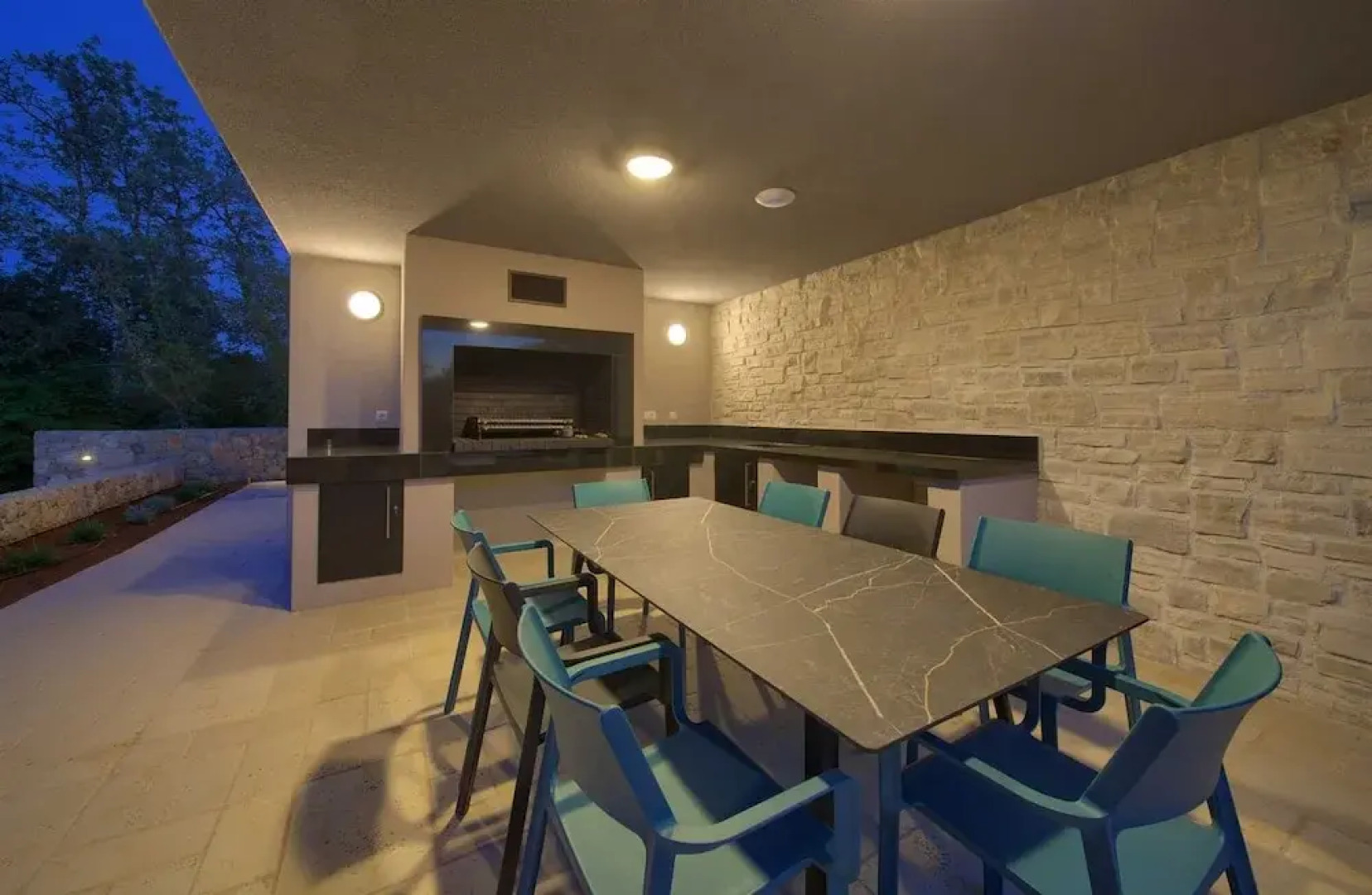 Villa Astrum With Heated Pool Jacuzzi and Sauna