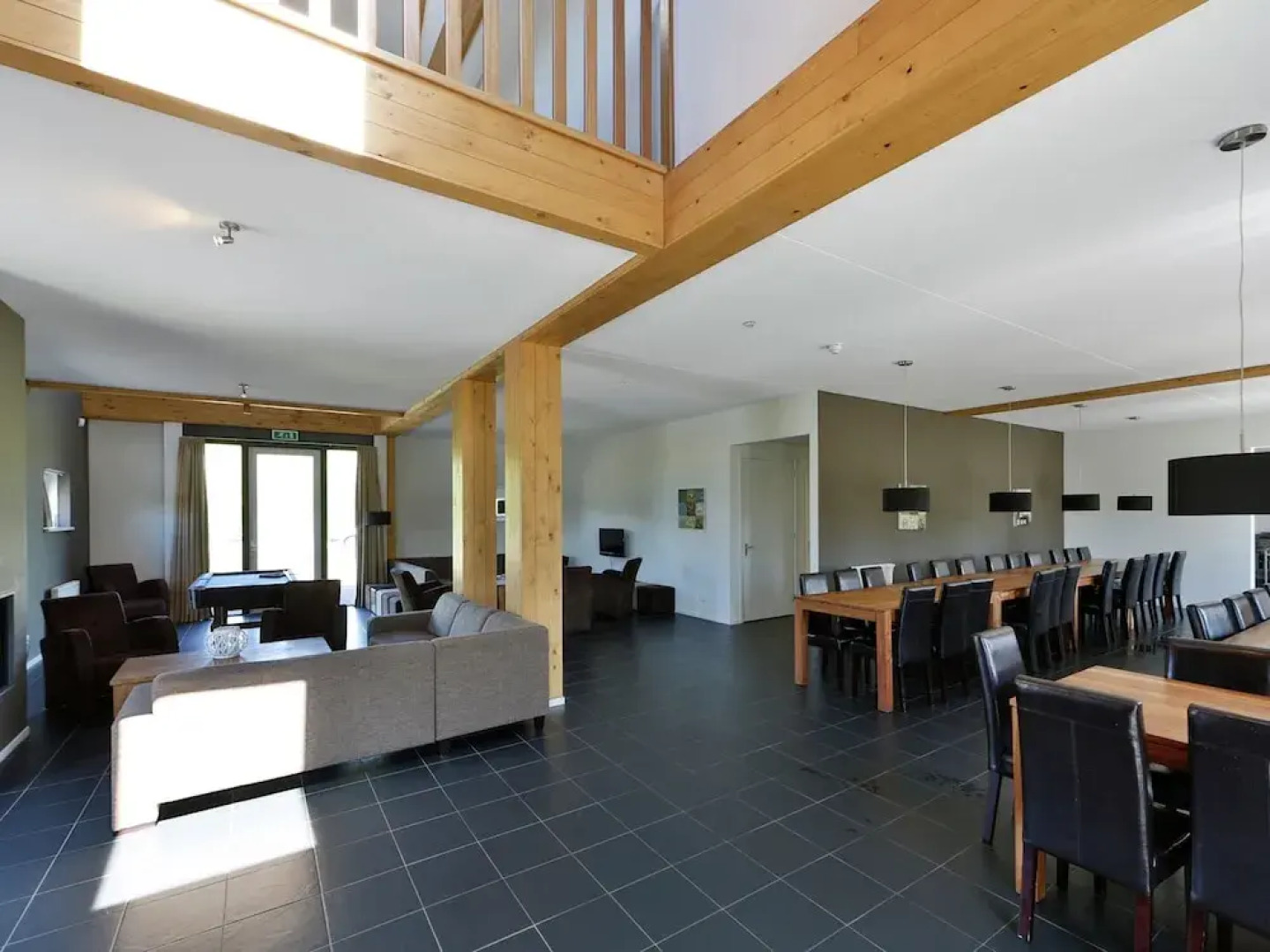 Group Accommodation 50 m From the Oosterschelde