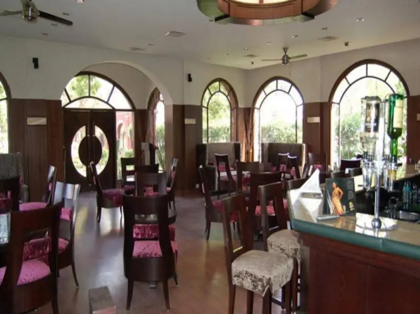 OYO 8771 Hotel Allahabad Regency