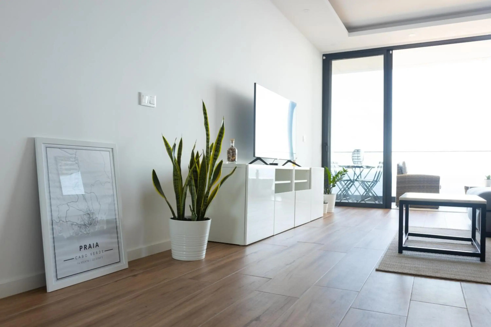 3 bdr aprt, stunning seaview, rooftop pool - LCGR