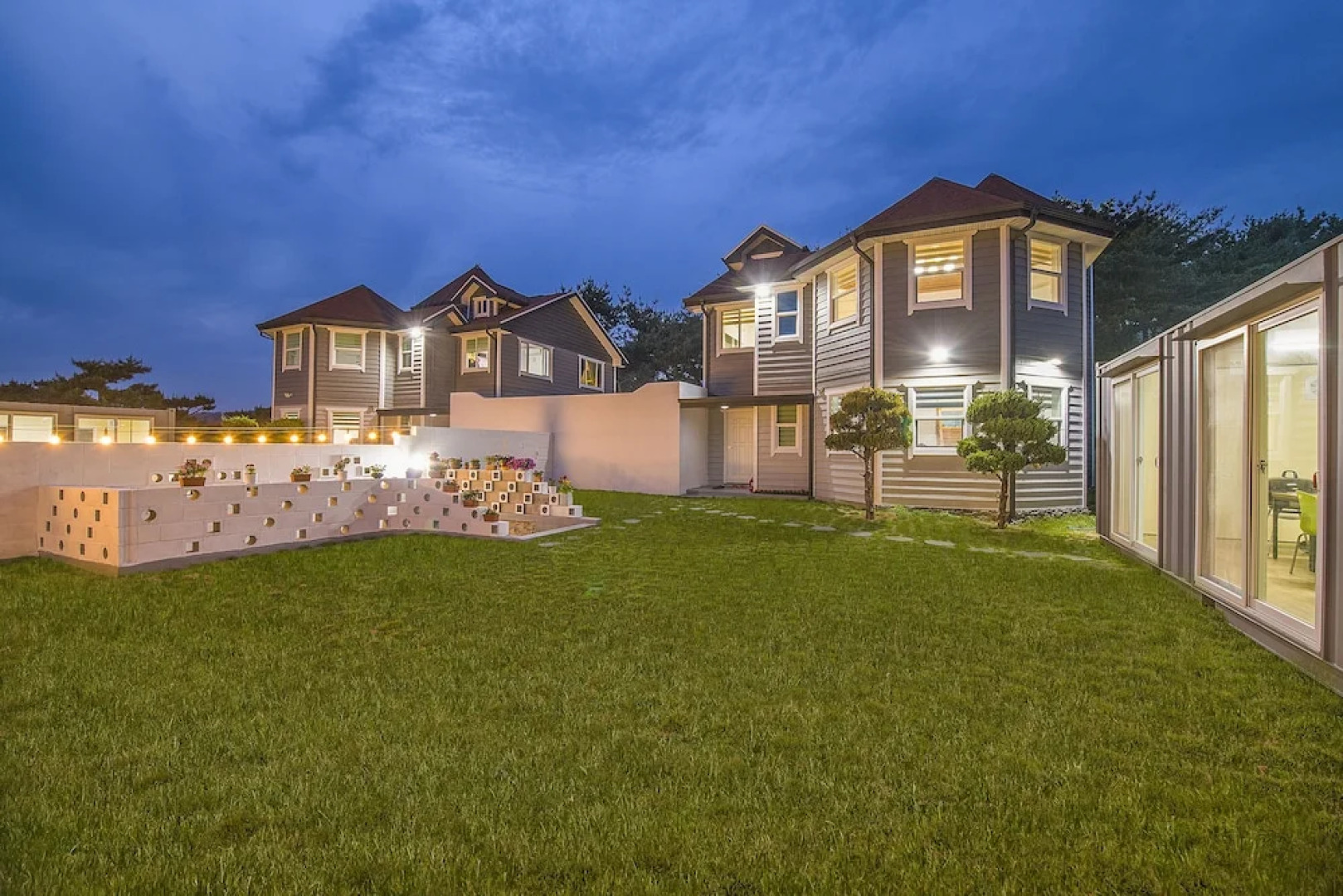 Squirrel And Akorn Pension