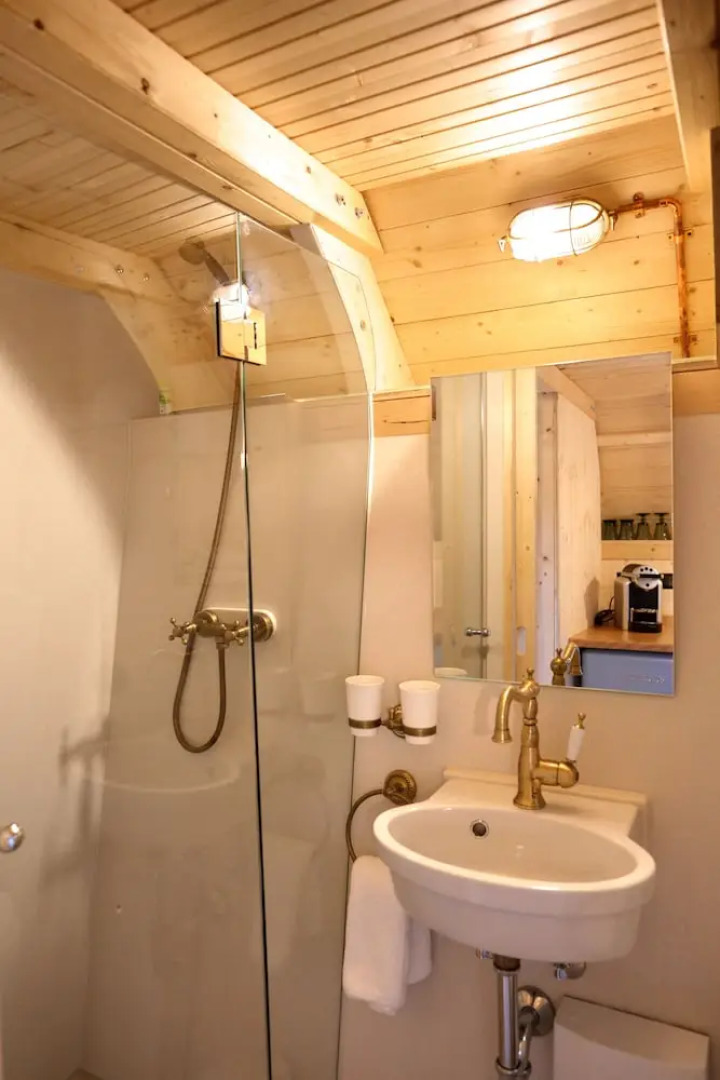 Hexenhauschen am Waldrand