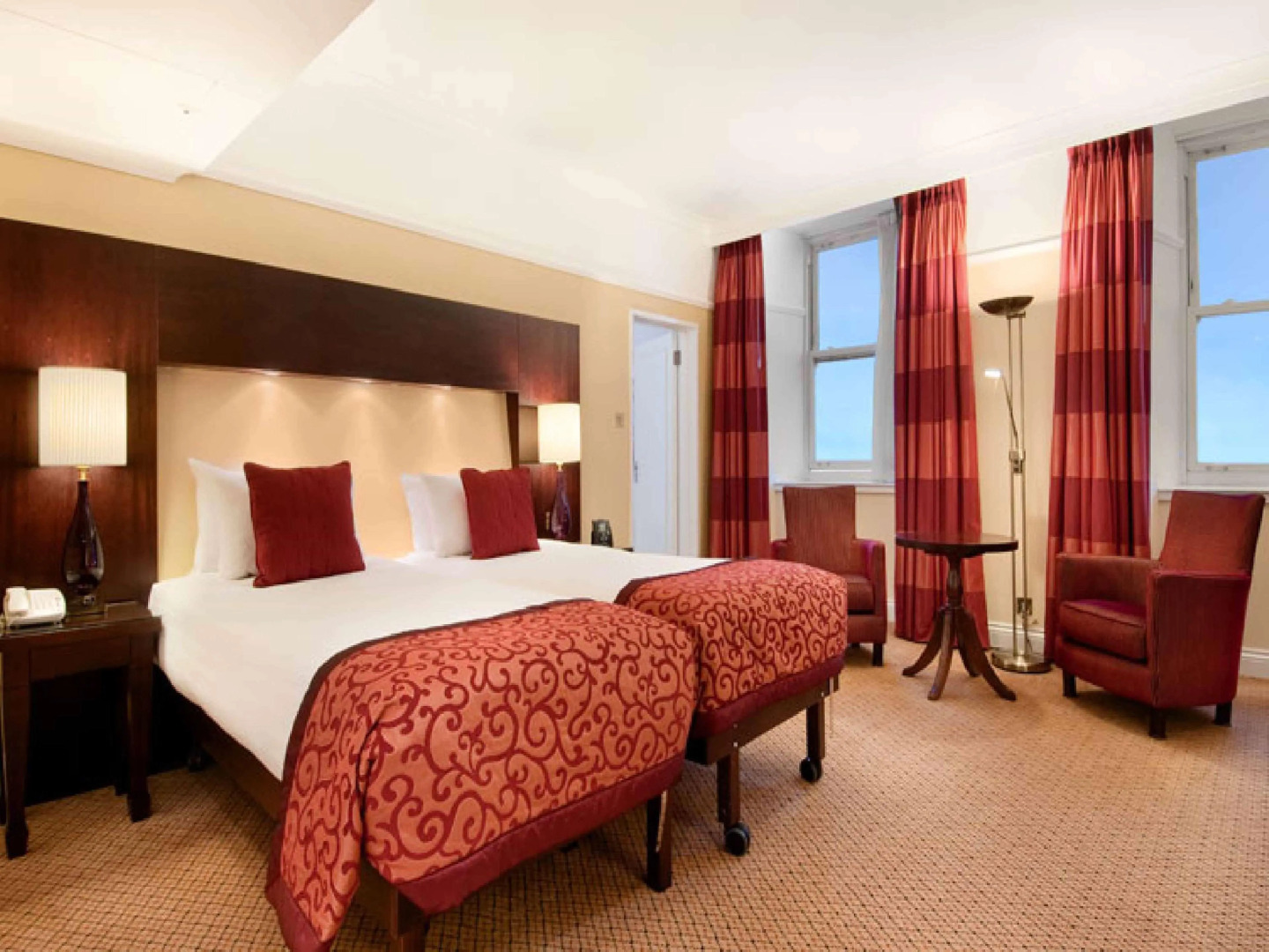 DoubleTree by Hilton Brighton Metropole