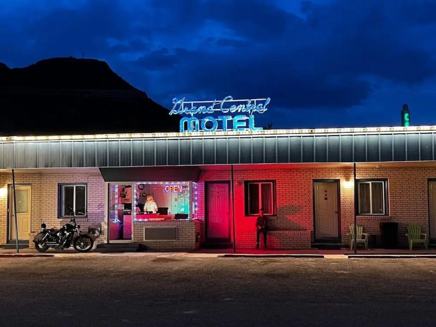Grand Central Motel