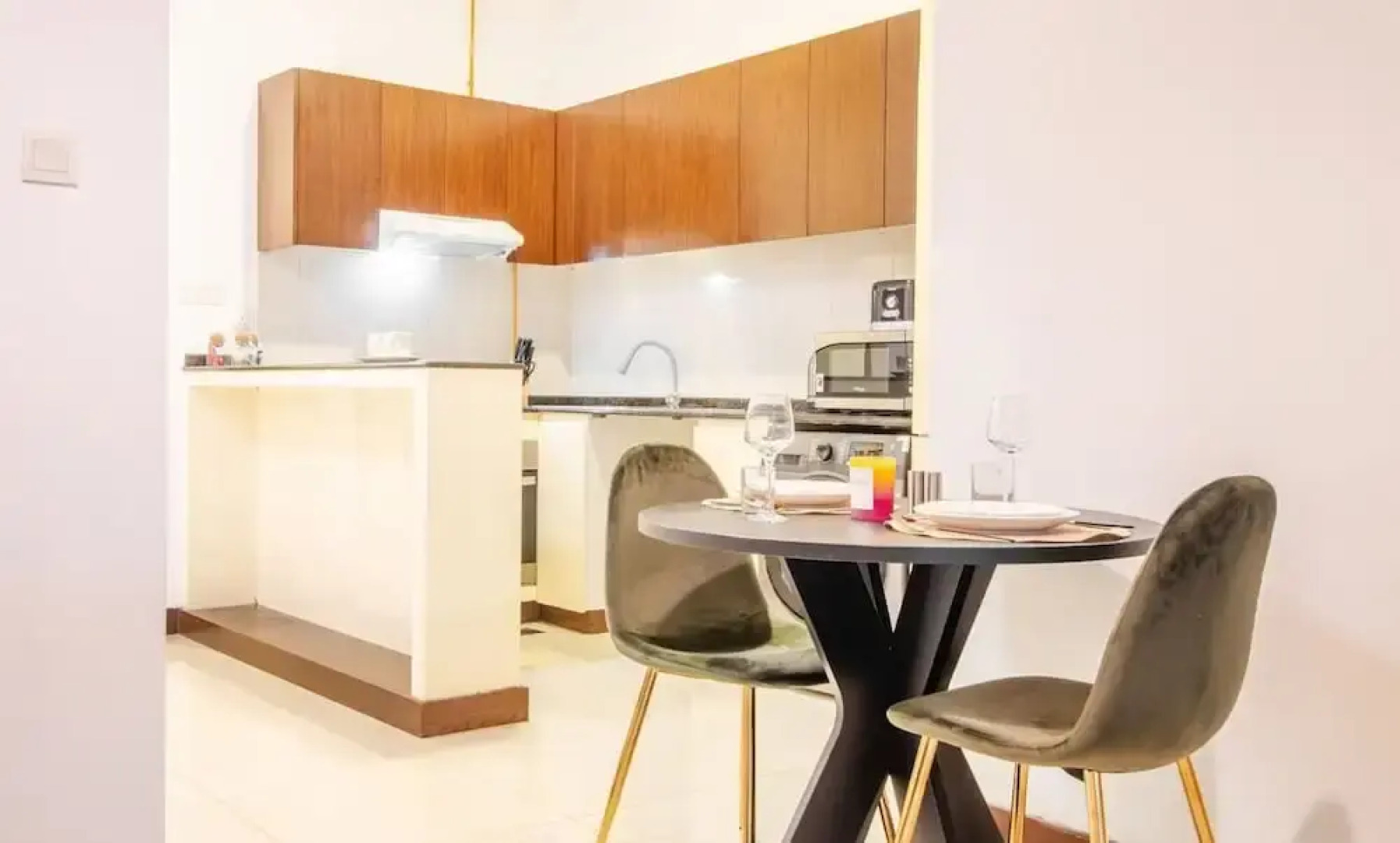 Manzil- Chic Studio in JVC With Premium Amenities