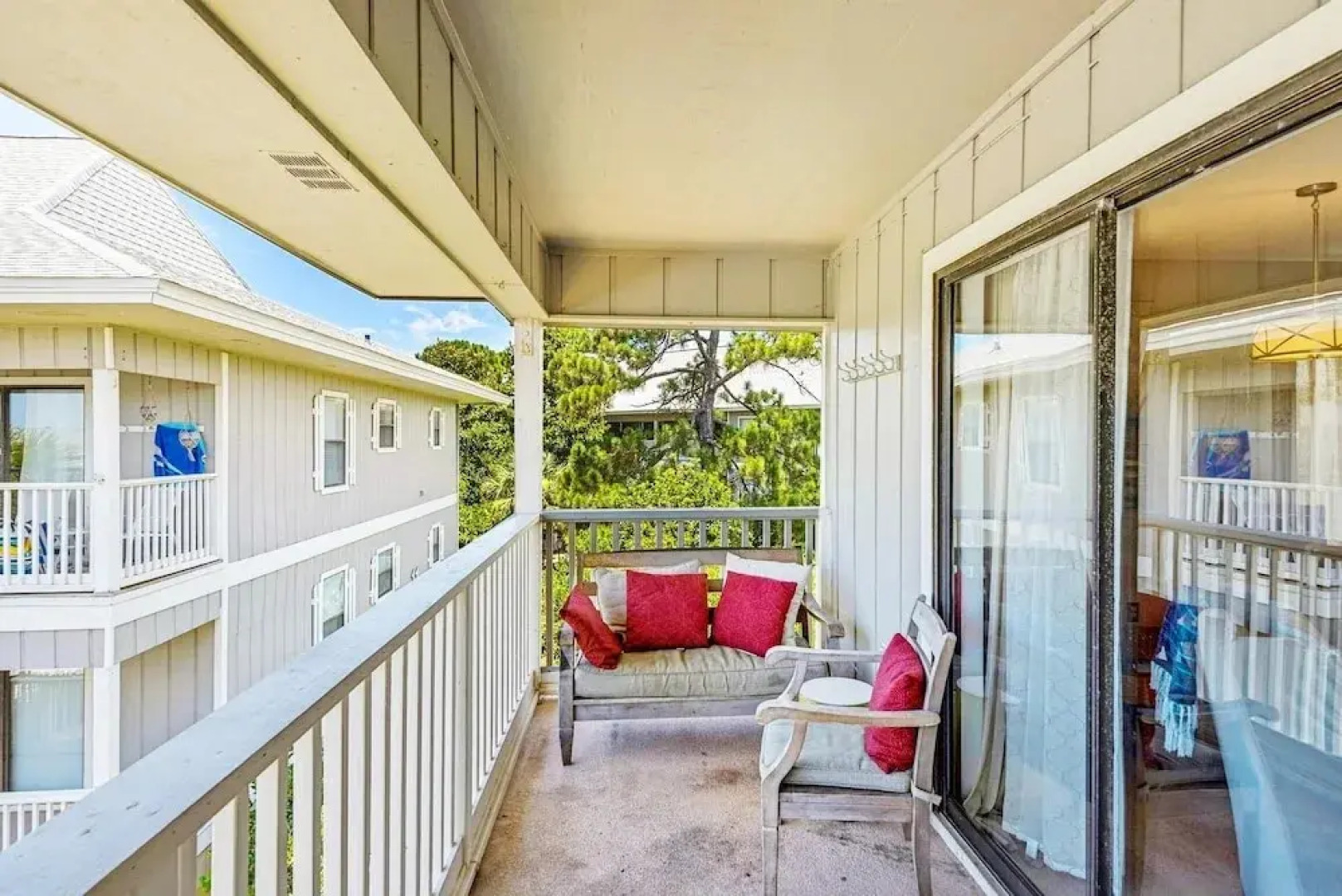 Beachwood Villas C12 by Realjoy Vacations