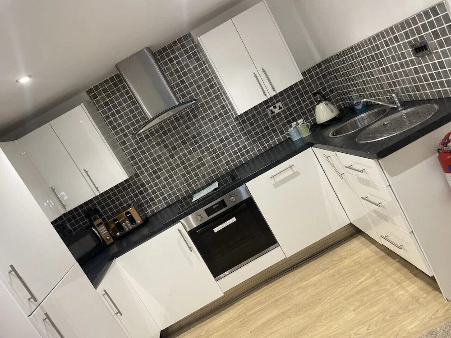 Beach House Courtyard 1 bed