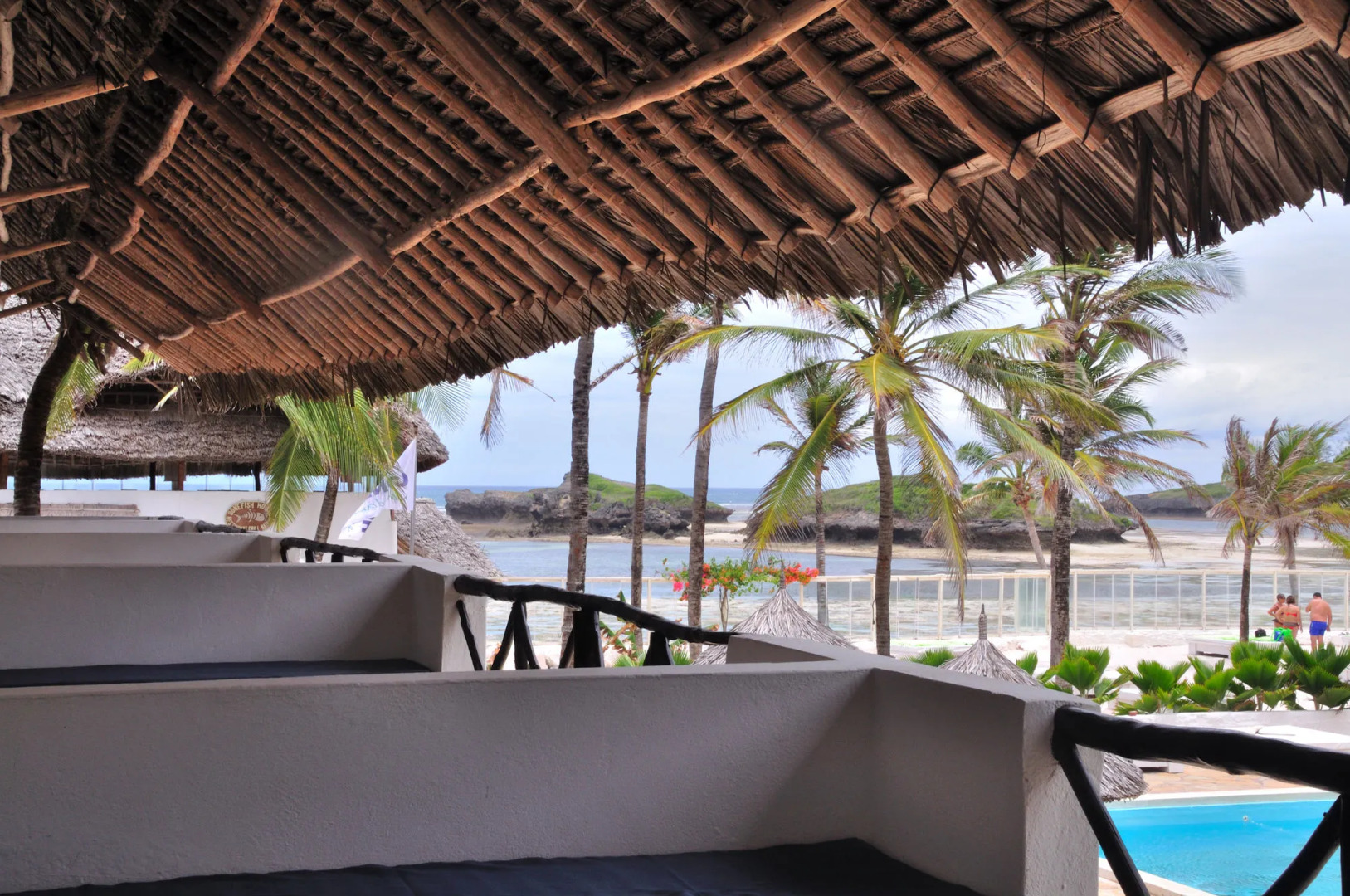 Barracuda Inn Resort