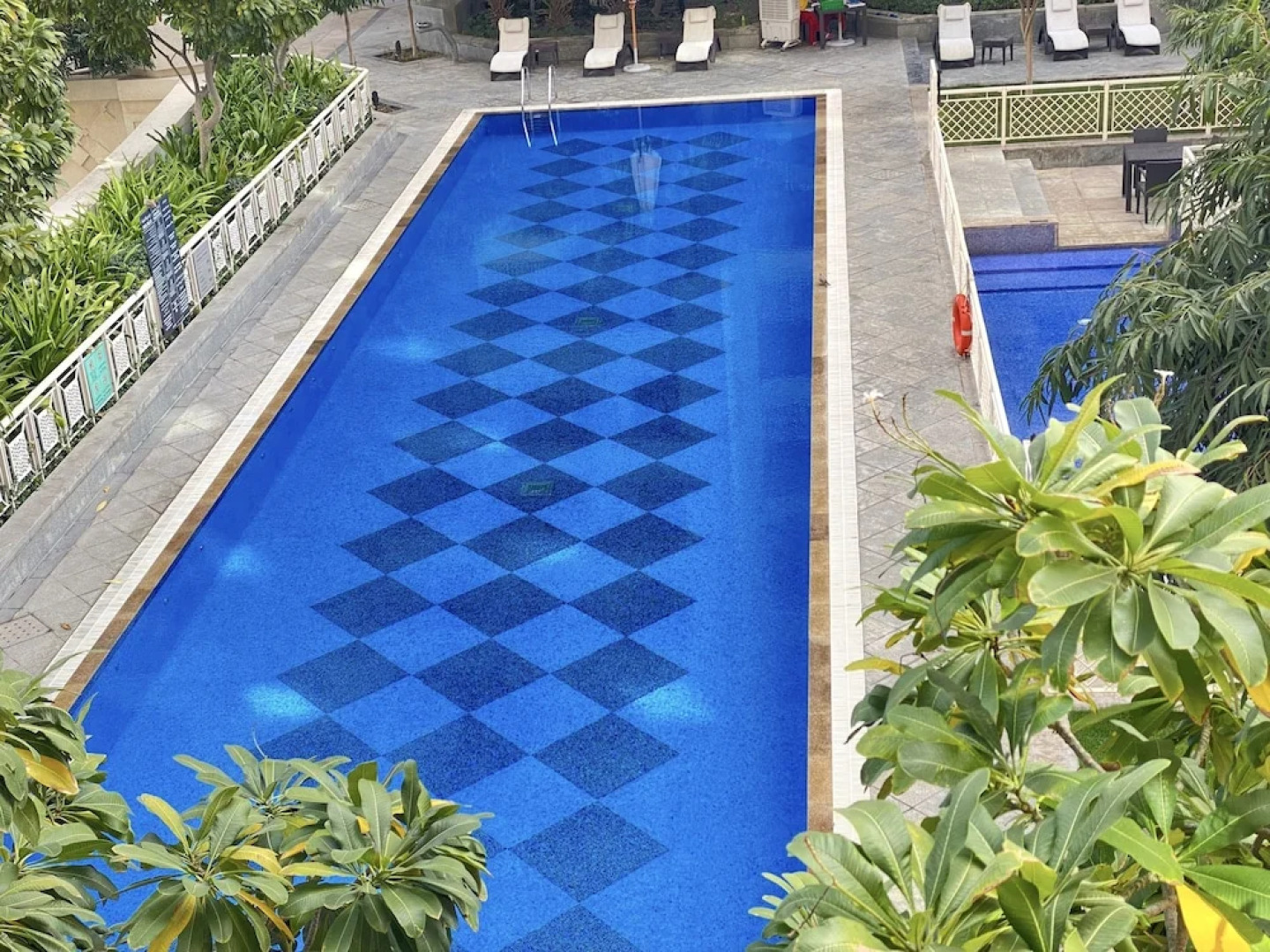 Lux BnB I 29 Burj BLVD I Pool Views