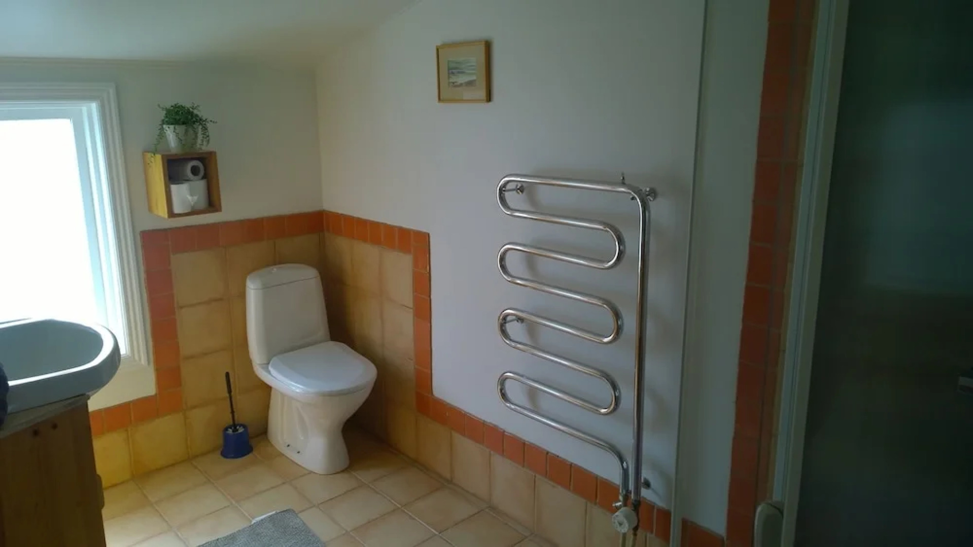 Private House with Private Garden